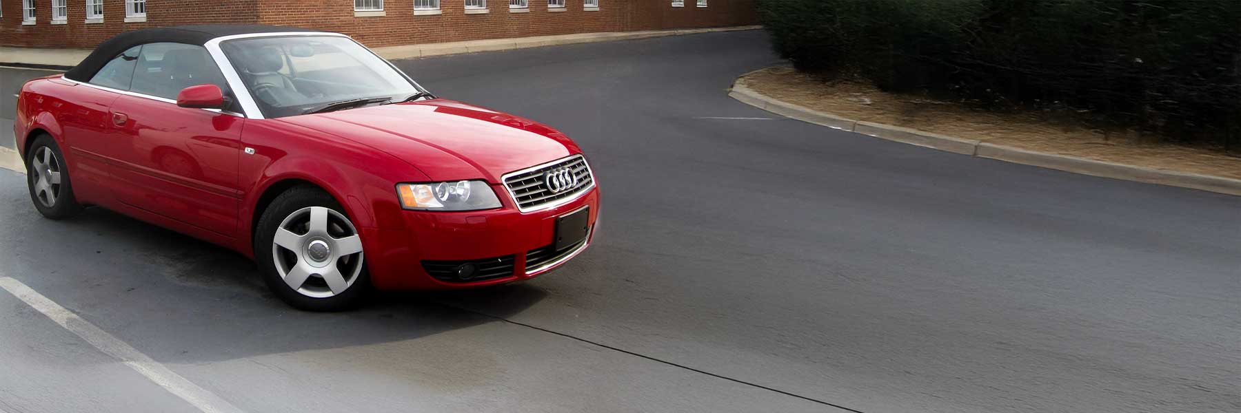 Banner image of a  Audi A4 & S4 B6 (8H) featuring original Audi wheels.