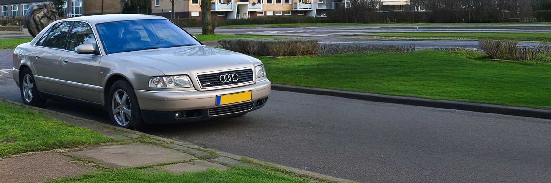 Banner image of a  Audi A8 & S8 D2 (4D) featuring original Audi wheels.