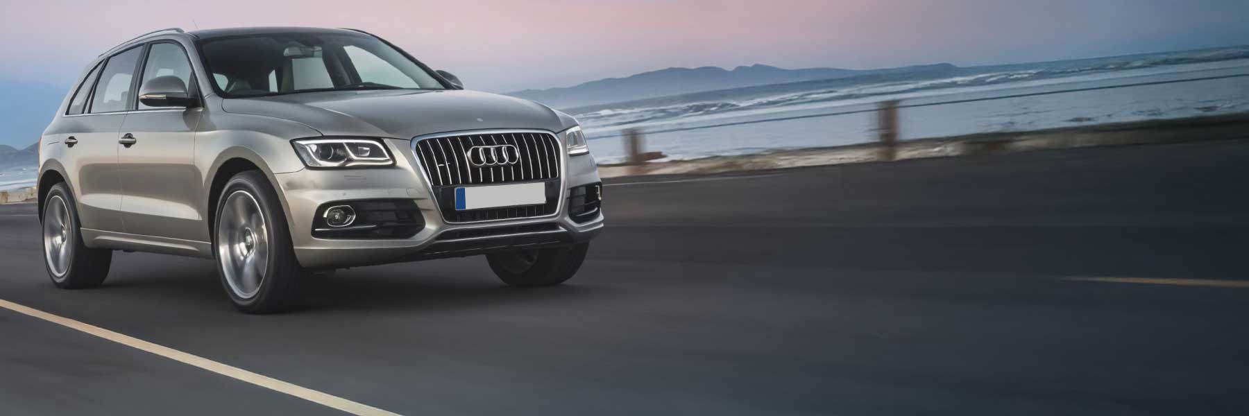 Banner image of a  Audi Q5 & SQ5 8R featuring original Audi wheels.