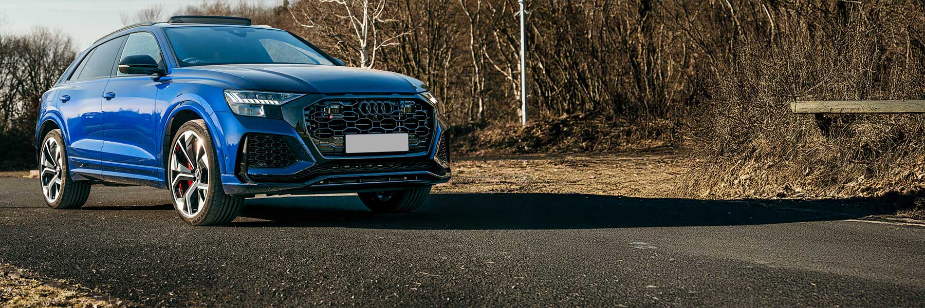 Banner image of a  Audi RS Q8 4M featuring original Audi wheels.