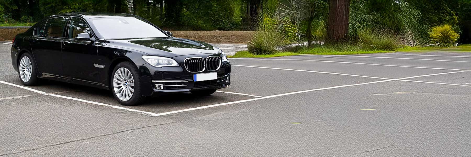 Banner image of a  BMW 7 Series F02 featuring original BMW wheels.