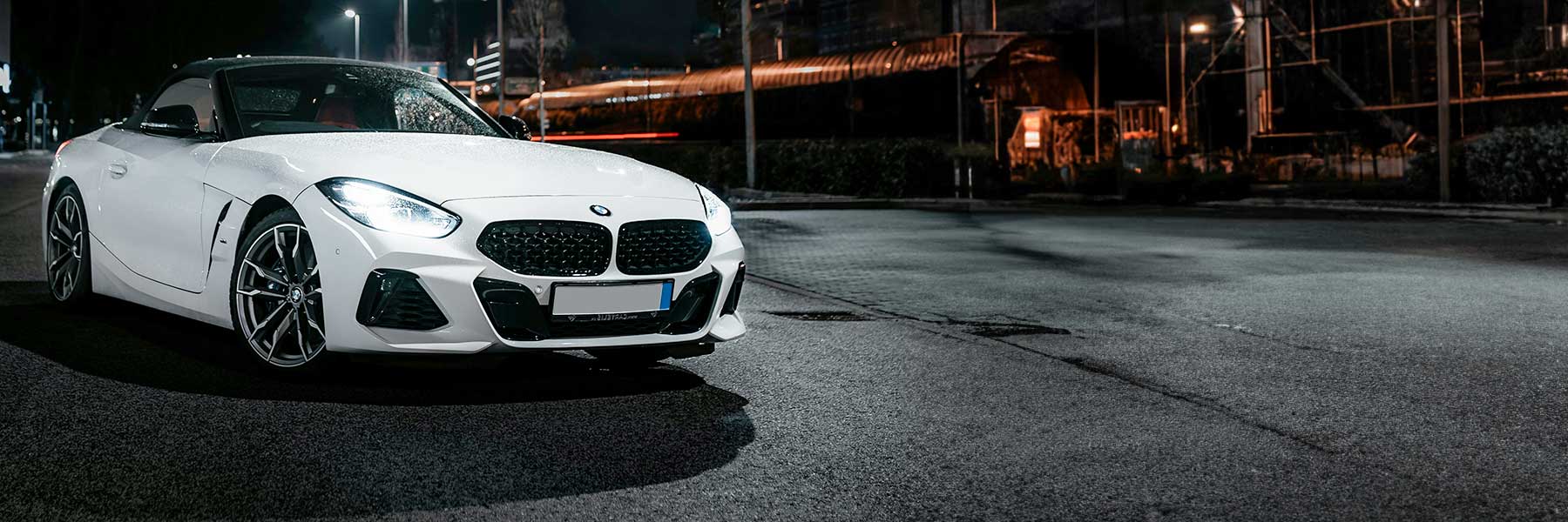 Banner image of a  BMW Z4 G29 featuring original BMW wheels.