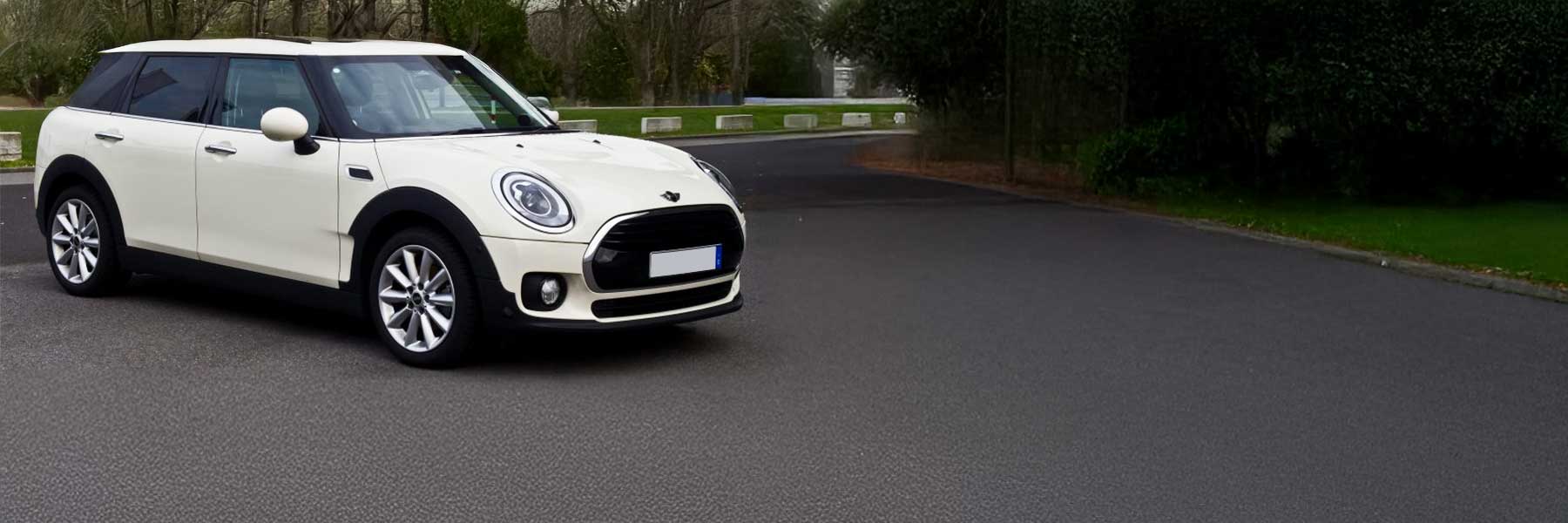Banner image of a  MINI Clubman F54 featuring original MINI wheels.