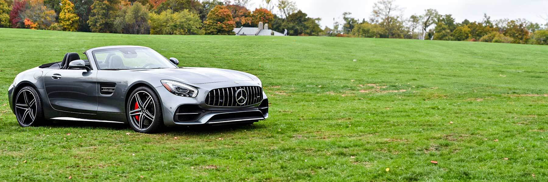 Banner image of a  Mercedes AMG GT R190 featuring original Mercedes wheels.