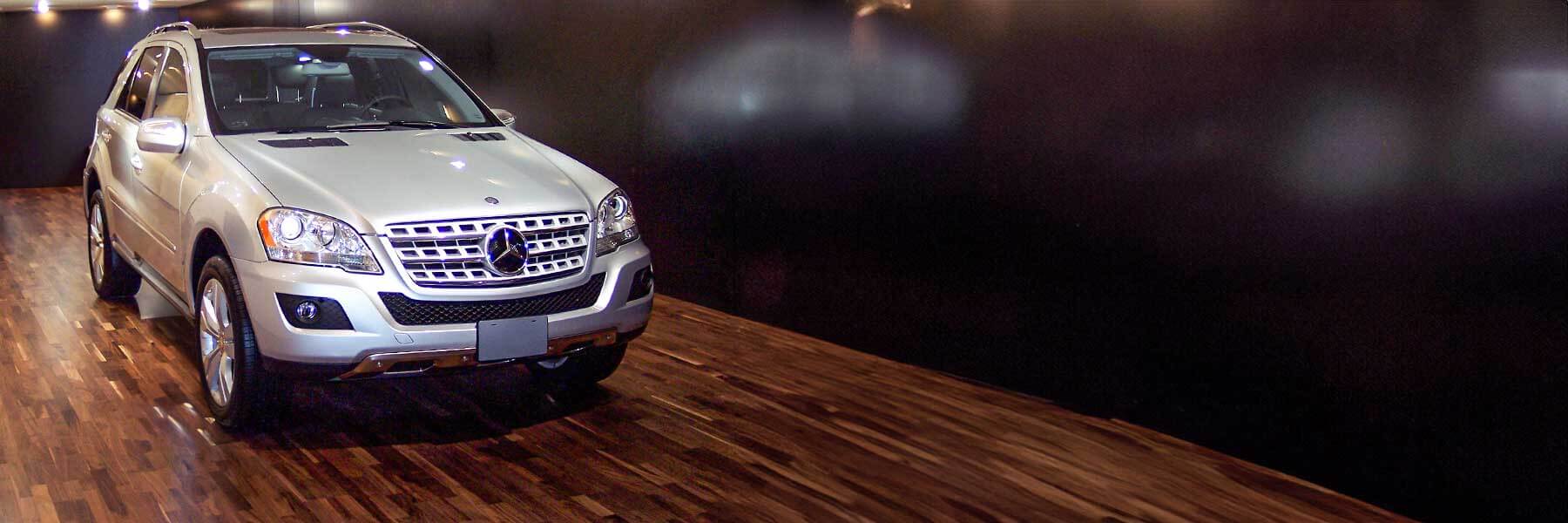 Banner image of a  Mercedes M-Class W164 featuring original Mercedes wheels.