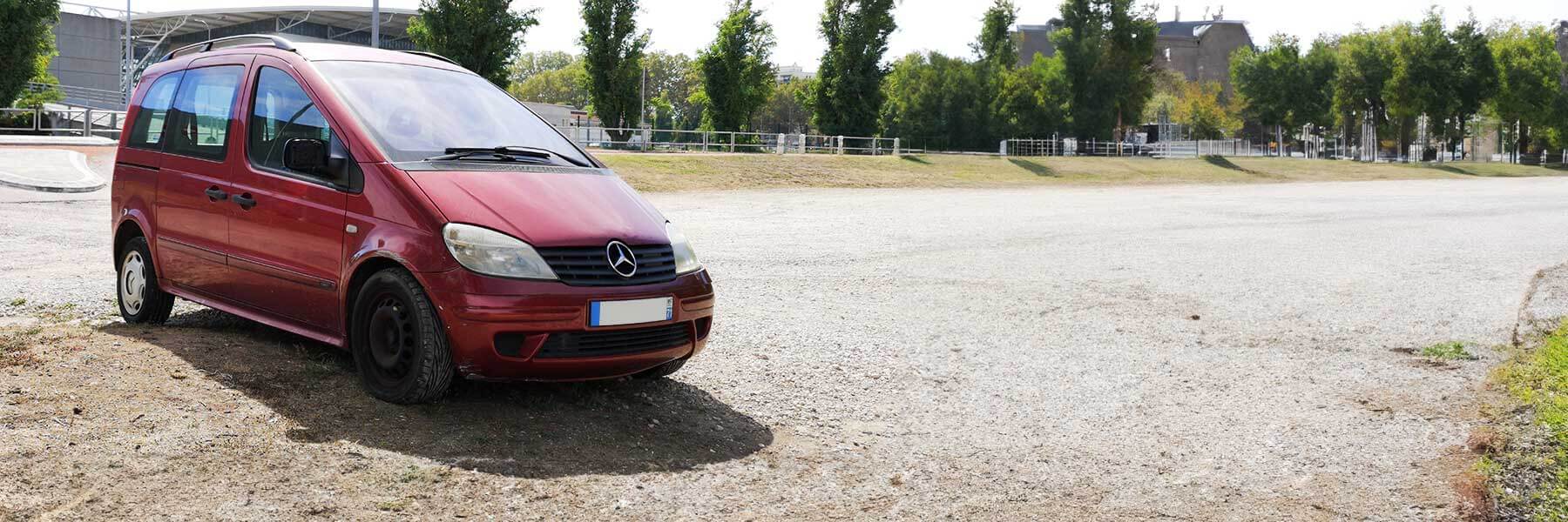 Banner image of a  Mercedes Vaneo 414 featuring original Mercedes wheels.