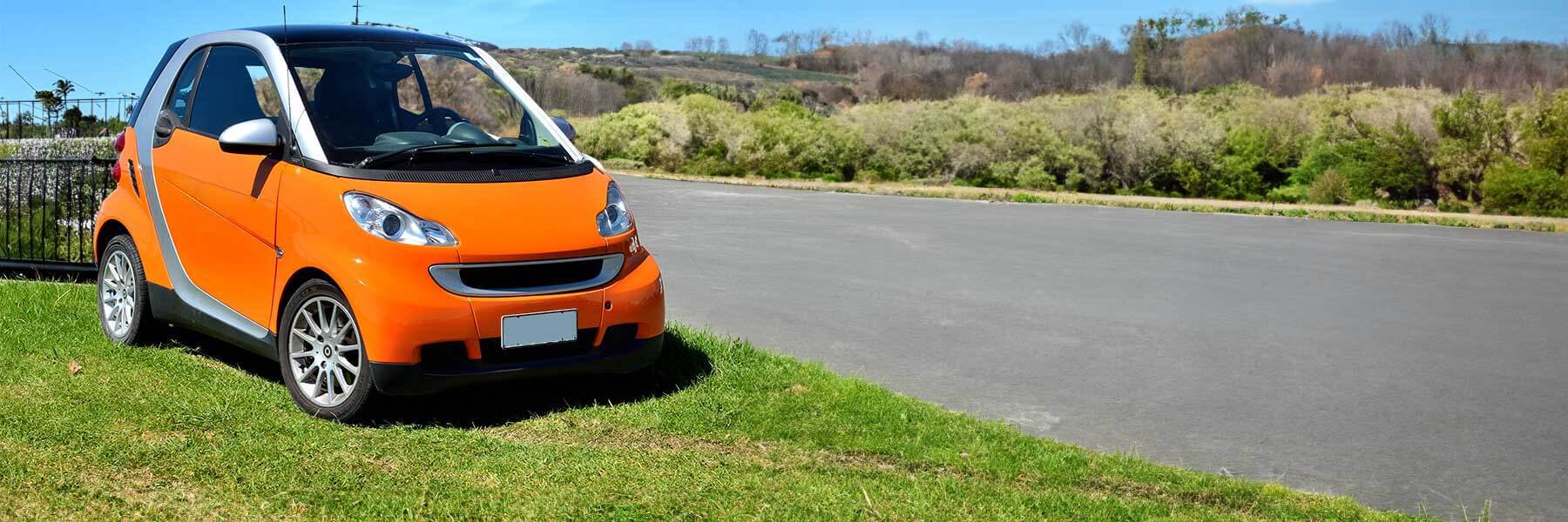 Banner image of a  Smart ForTwo 451 featuring original Smart wheels.