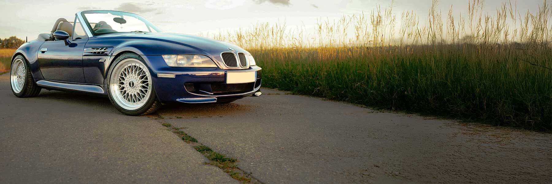 Featured banner showcasing the BMW Z3 with original BMW wheels.