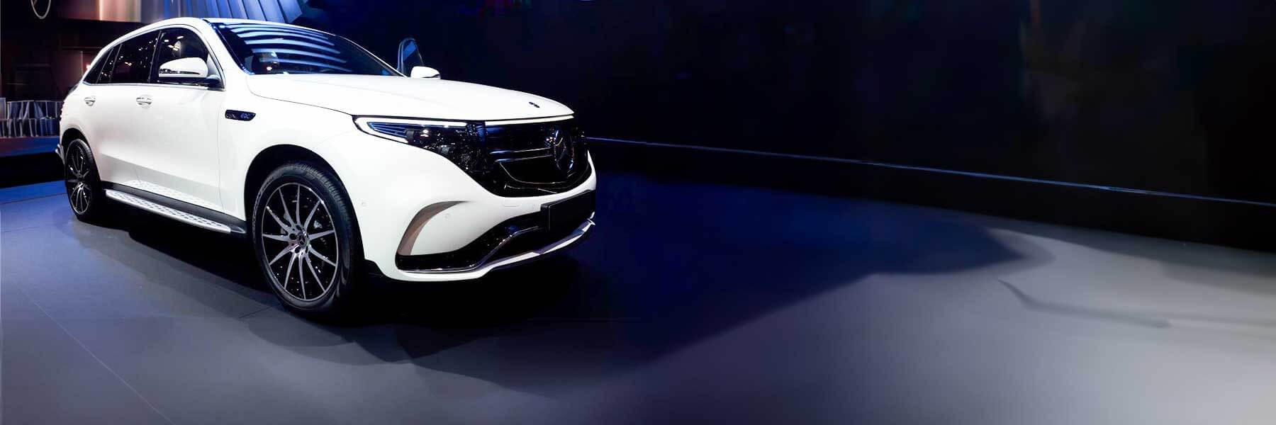 Featured banner showcasing the Mercedes EQC with original Mercedes wheels.
