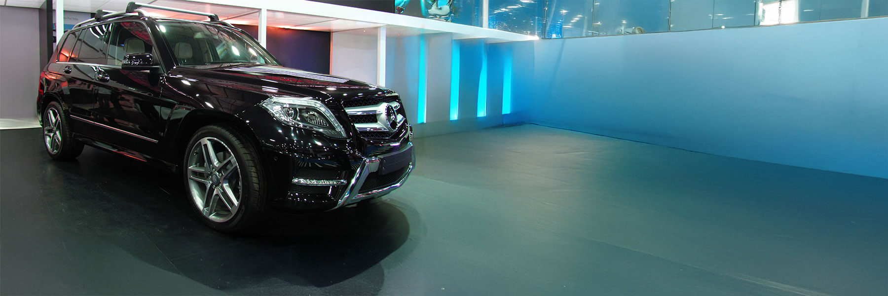 Featured banner showcasing the Mercedes GLK-Class with original Mercedes wheels.