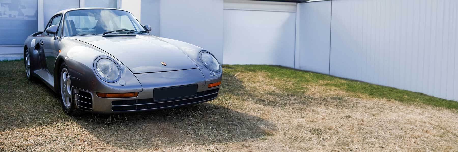 Featured banner showcasing the Porsche 959 with original Porsche wheels.
