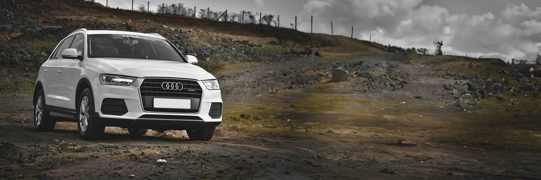 Featured banner showcasing the Audi Q3 with original Audi wheels.