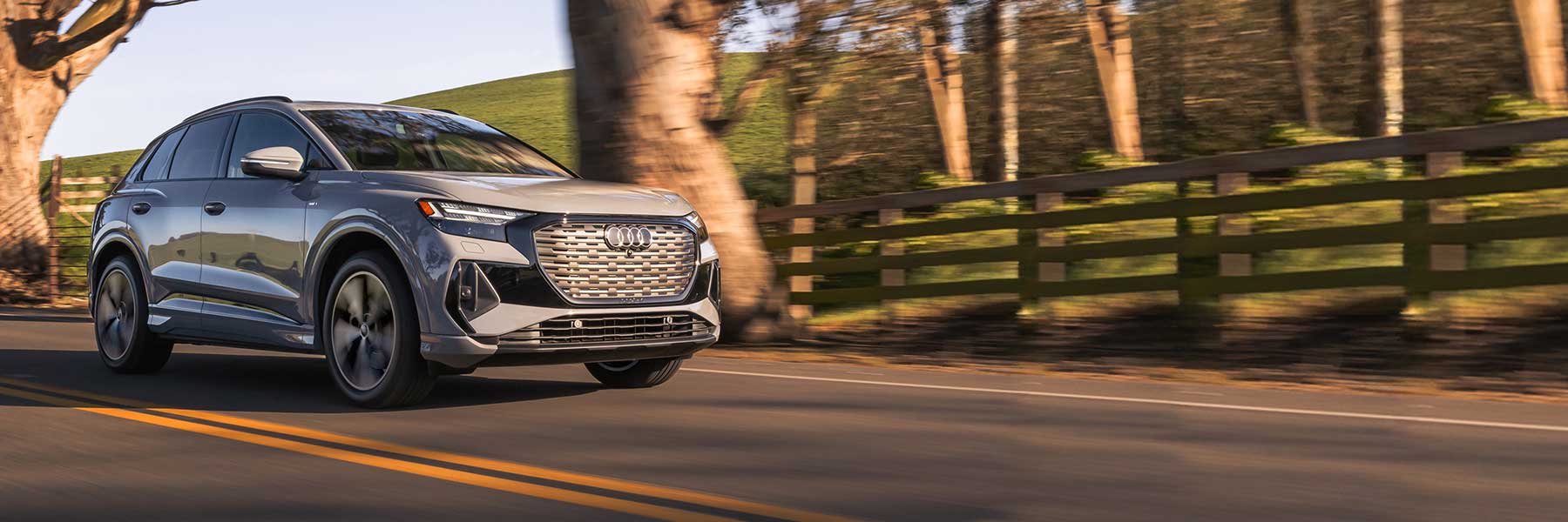 Featured banner showcasing the Audi Q4 with original Audi wheels.