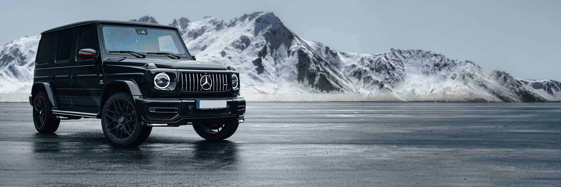 Featured banner showcasing the Mercedes G-Class with original Mercedes wheels.