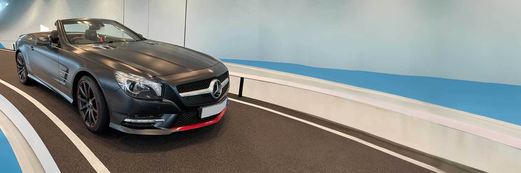 Featured banner showcasing the Mercedes SL with original Mercedes wheels.