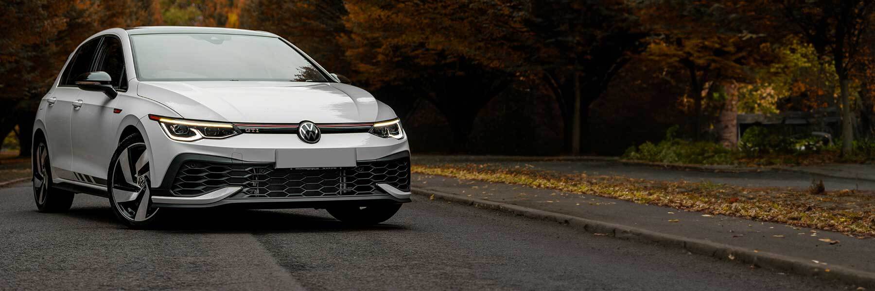Banner image of a  VW Golf Mk8 CDV featuring original VW wheels.