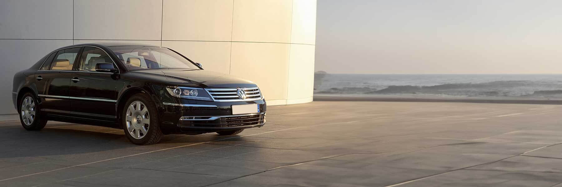 Featured banner showcasing the VW Phaeton with original VW wheels.