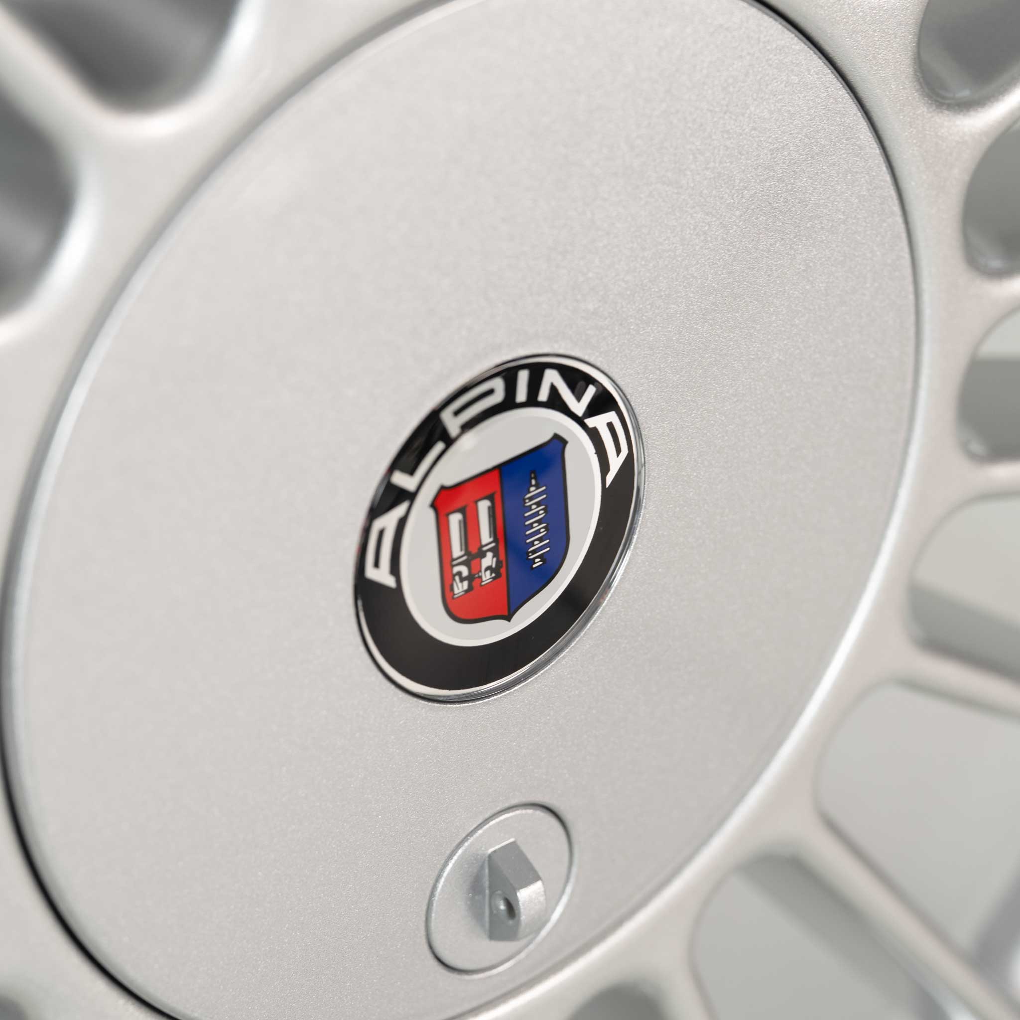 Alpina Classic C95 Silver Alloy Wheel Product Image #4