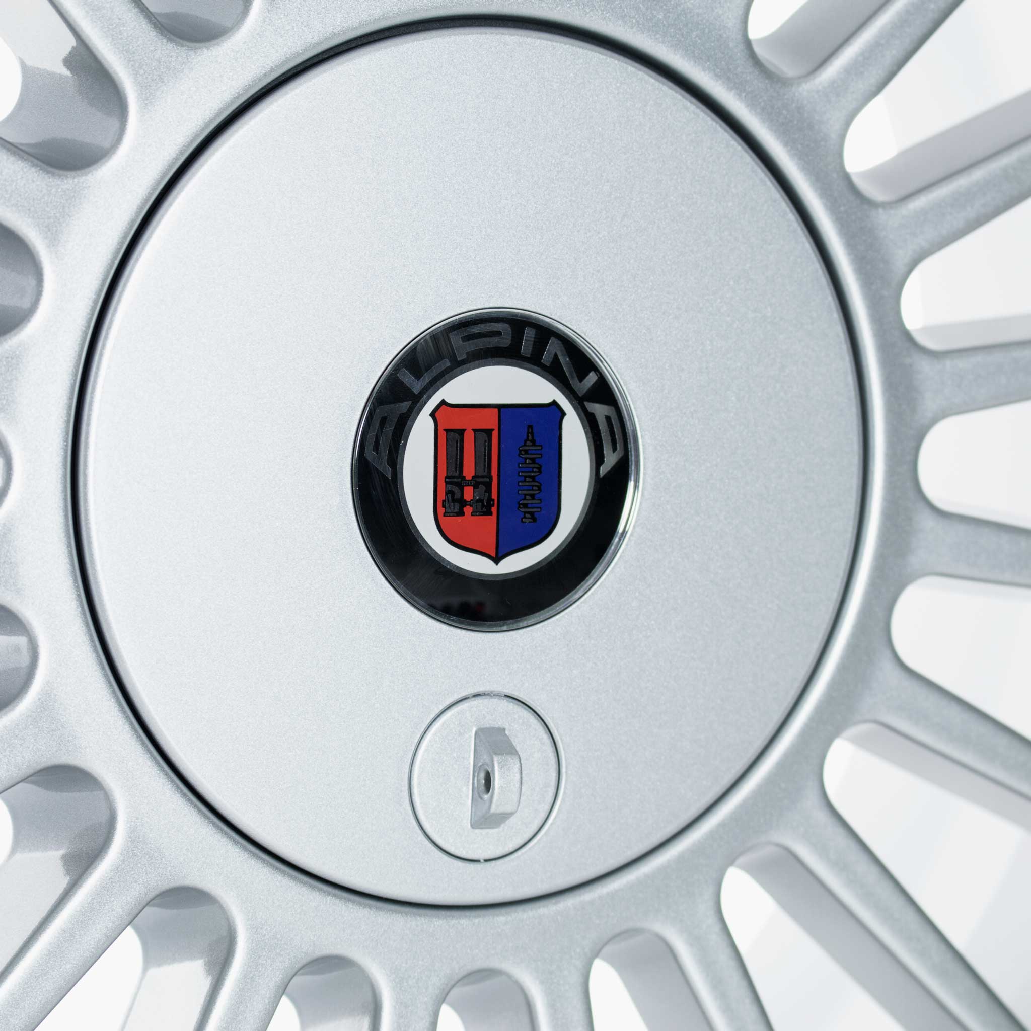 Alpina Classic C83 Silver Alloy Wheel Product Image #4