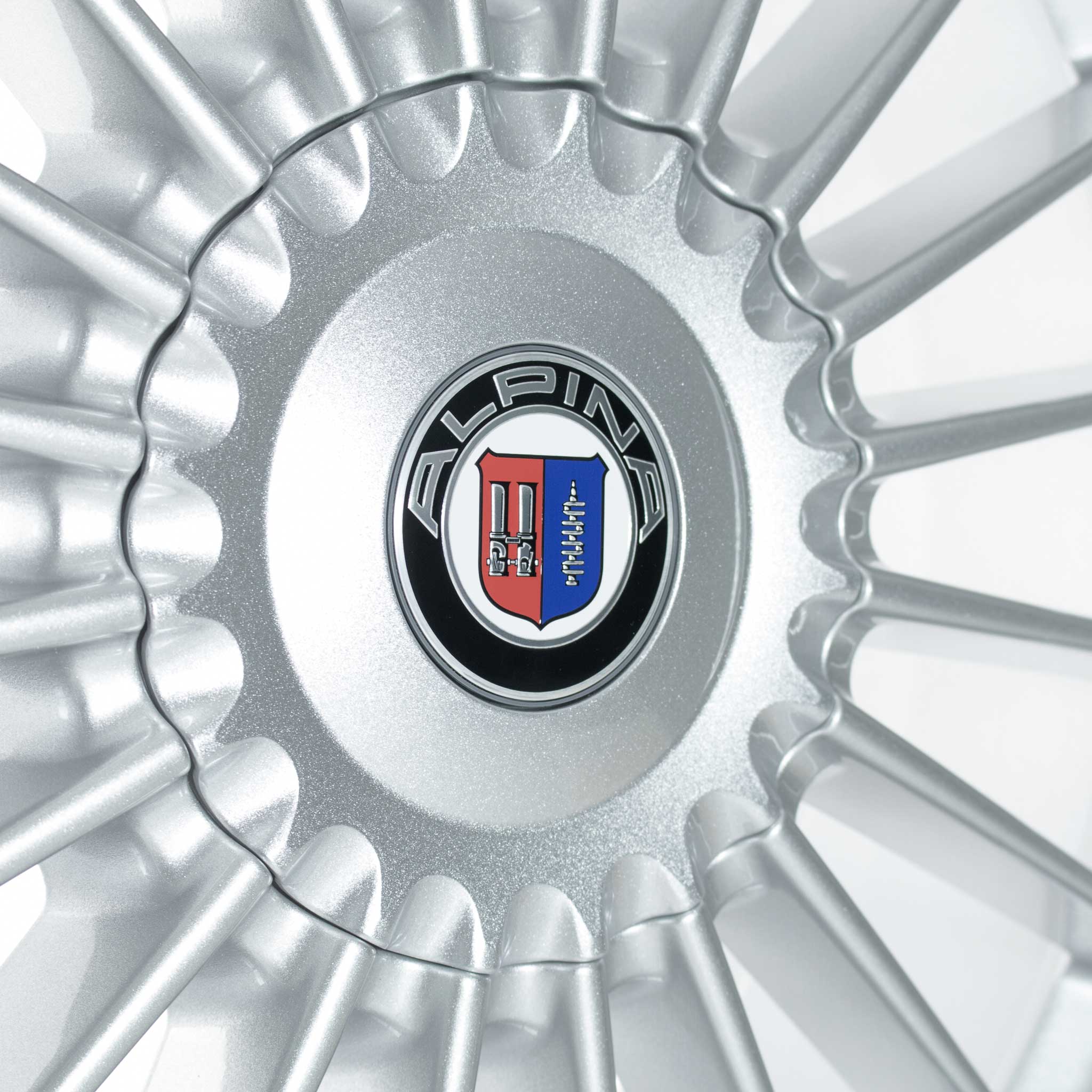 Alpina Classic C01 Silver Alloy Wheel Product Image #4