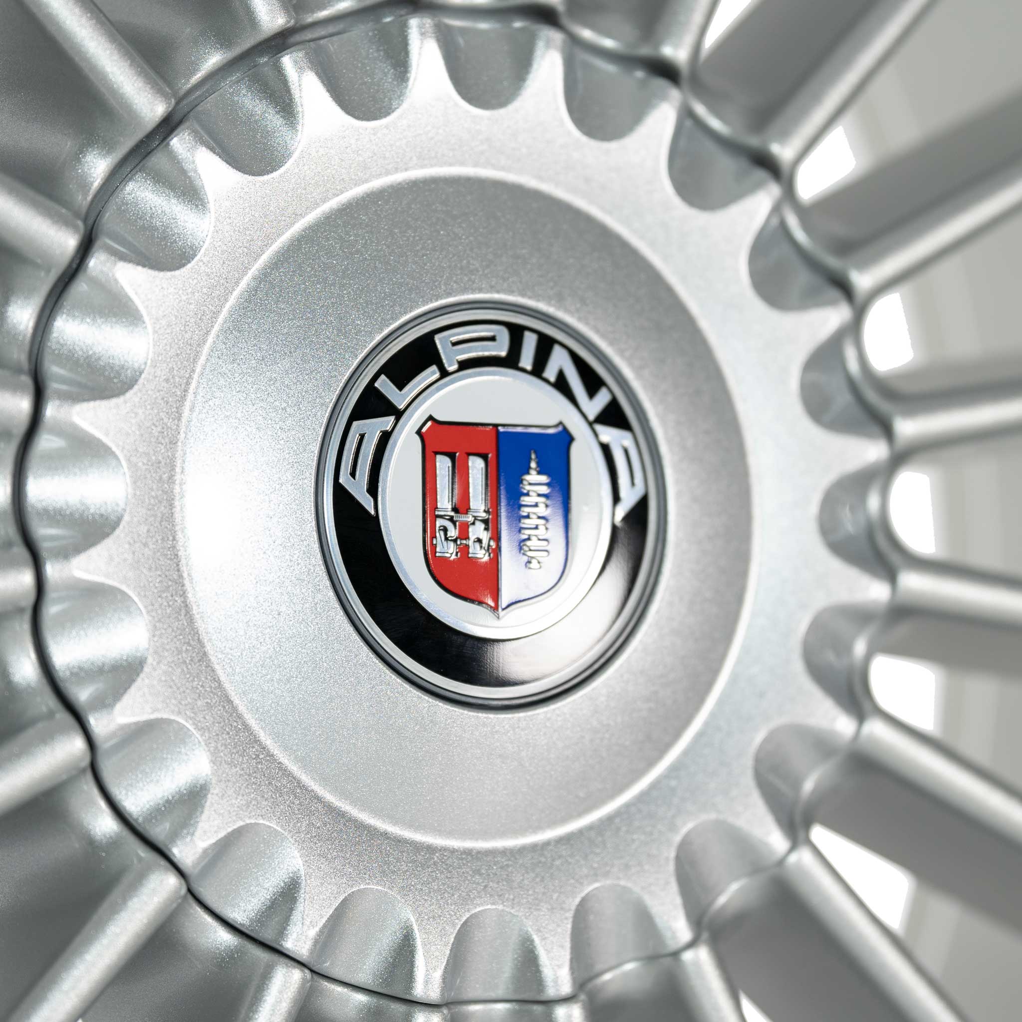 Alpina Classic C01 Silver Alloy Wheel Product Image #4