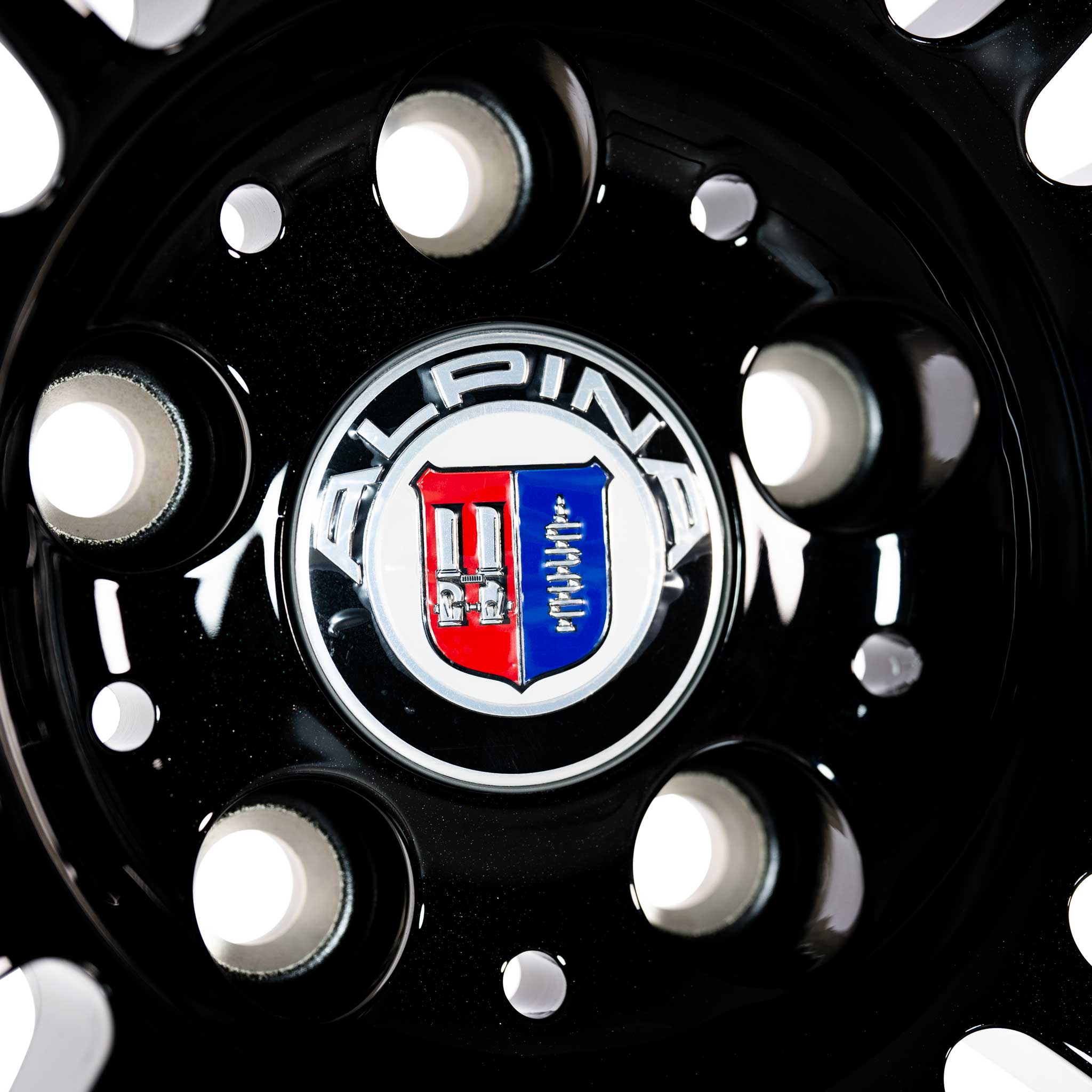 Alpina Classic Forged CS16 Black with Polished Rim Edge Alloy Wheel Product Image #4