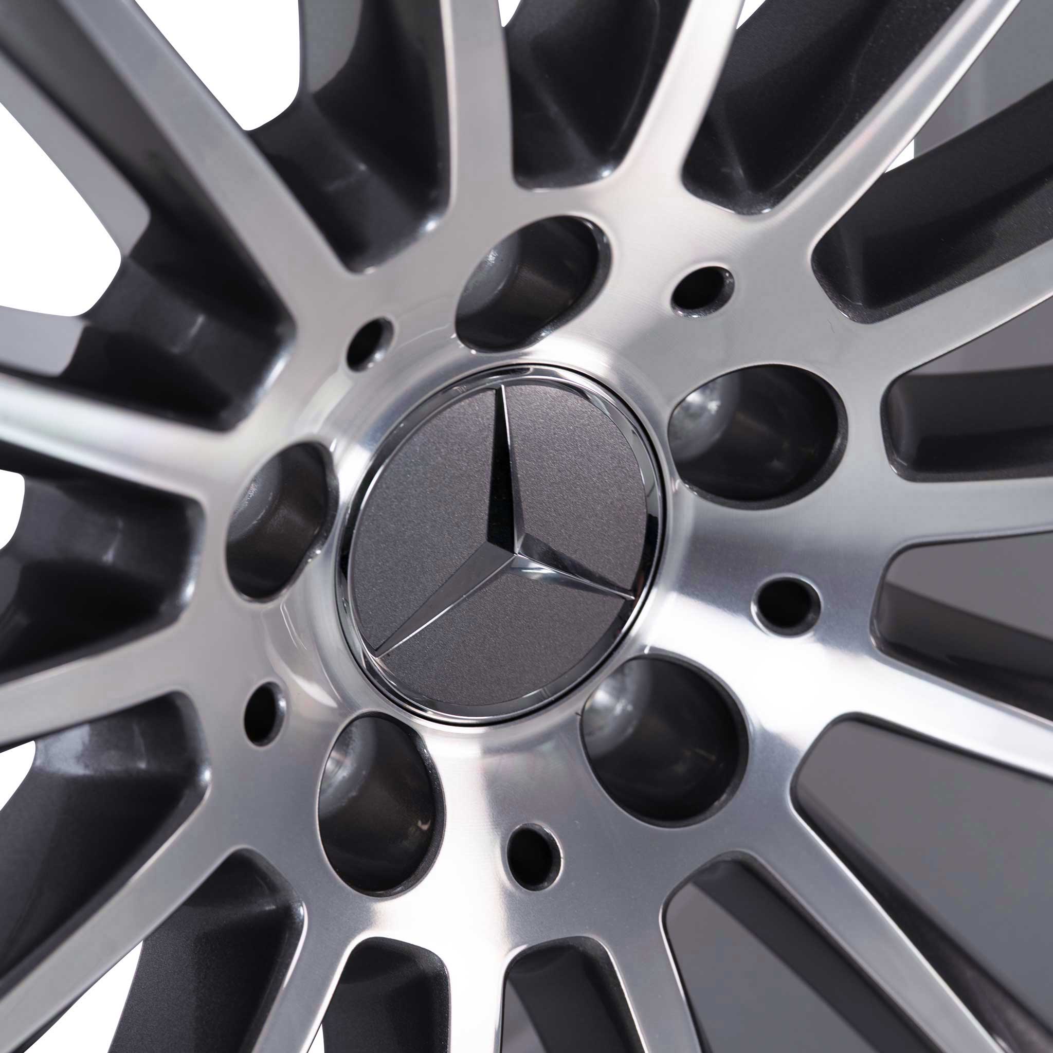 AMG Multispoke [222-20] Himalaya Grey with High Sheen Alloy Wheel Product Image #4