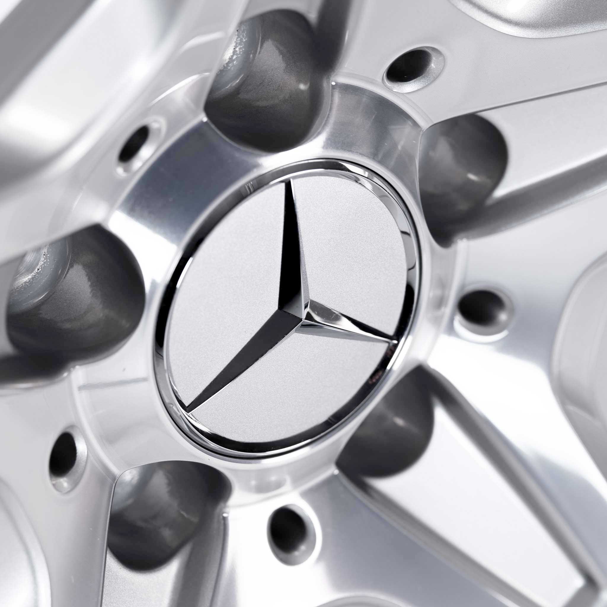 AMG 5 Spoke [231-19] Standard Silver with High Sheen Alloy Wheel Product Image #4