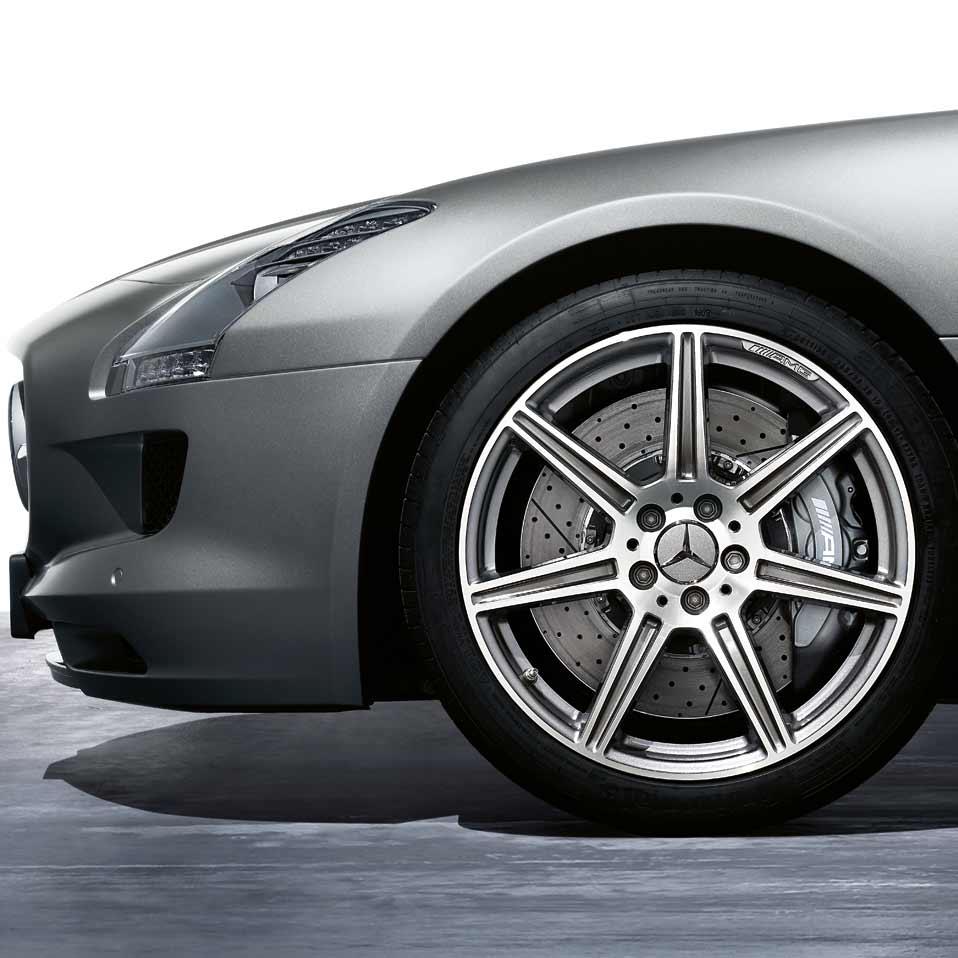 AMG 7 Spoke [197-20] Himalaya Grey with High Sheen Alloy Wheel Product Image #4