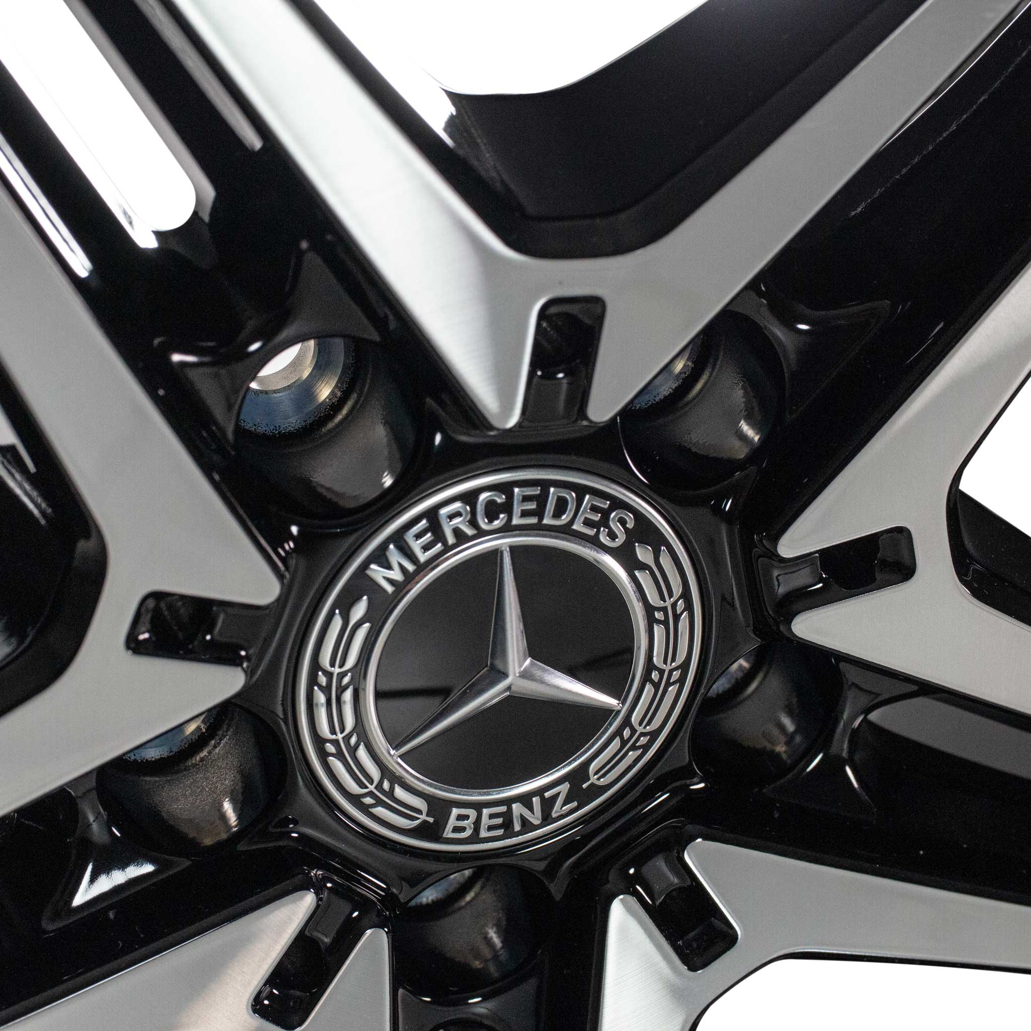 AMG 5 Twin Spoke [206-18] Gloss Back with High Sheen Alloy Wheel Product Image #4