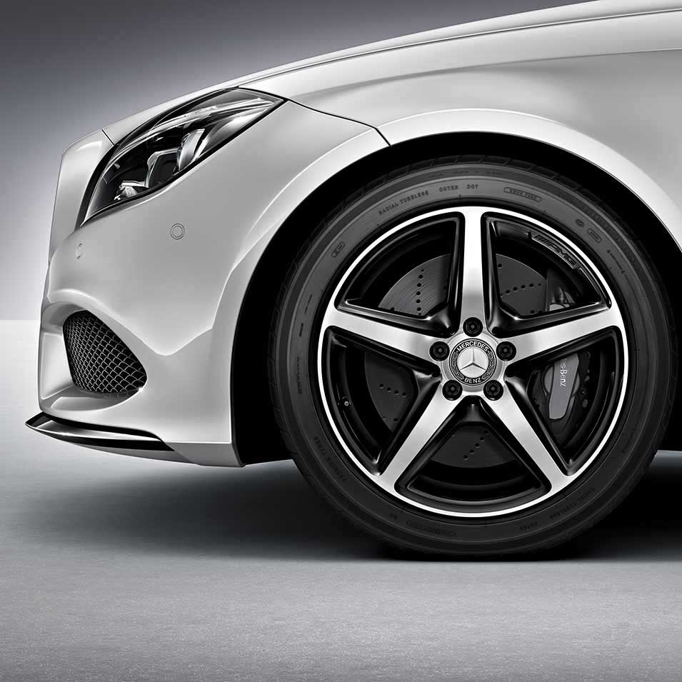 AMG 5 Spoke [218-18] Gloss Black with High Sheen Alloy Wheel Product Image #3