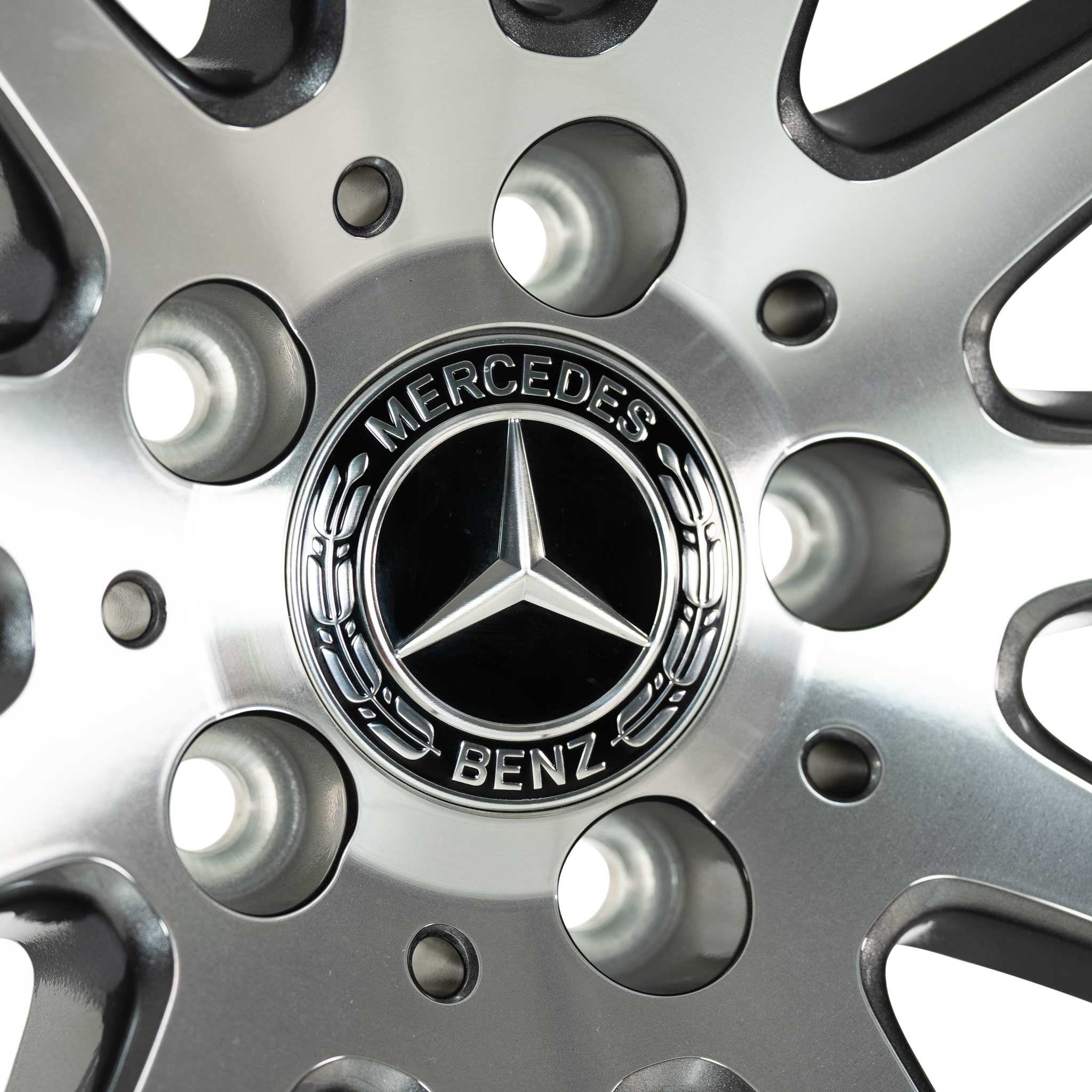 AMG Cross Spoke [232-21] Himalaya Grey with High Sheen Alloy Wheel Product Image #4