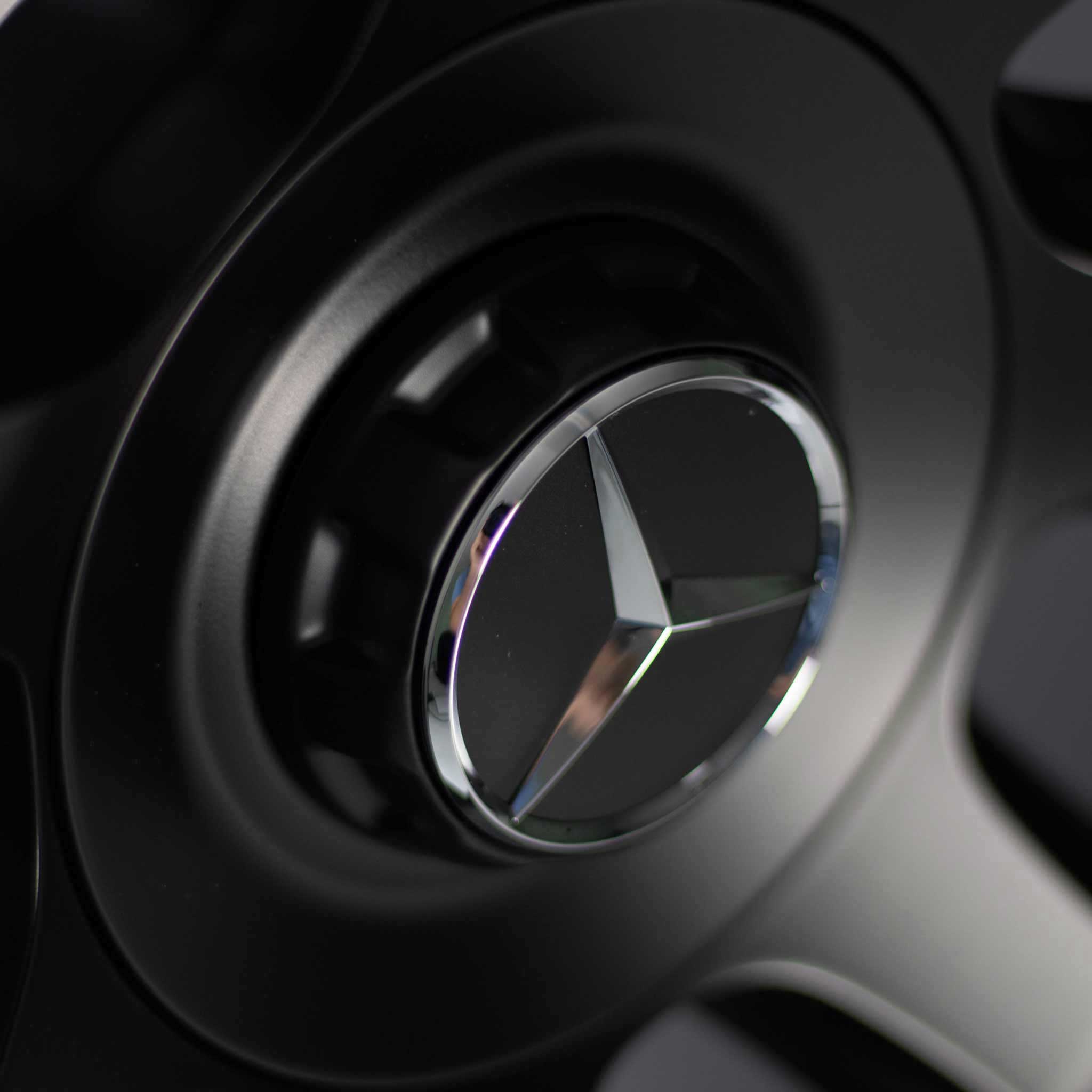AMG Cross Spoke [253-21] Matt Black with Yellow Rim Edge (Forged) Alloy Wheel Product Image #3