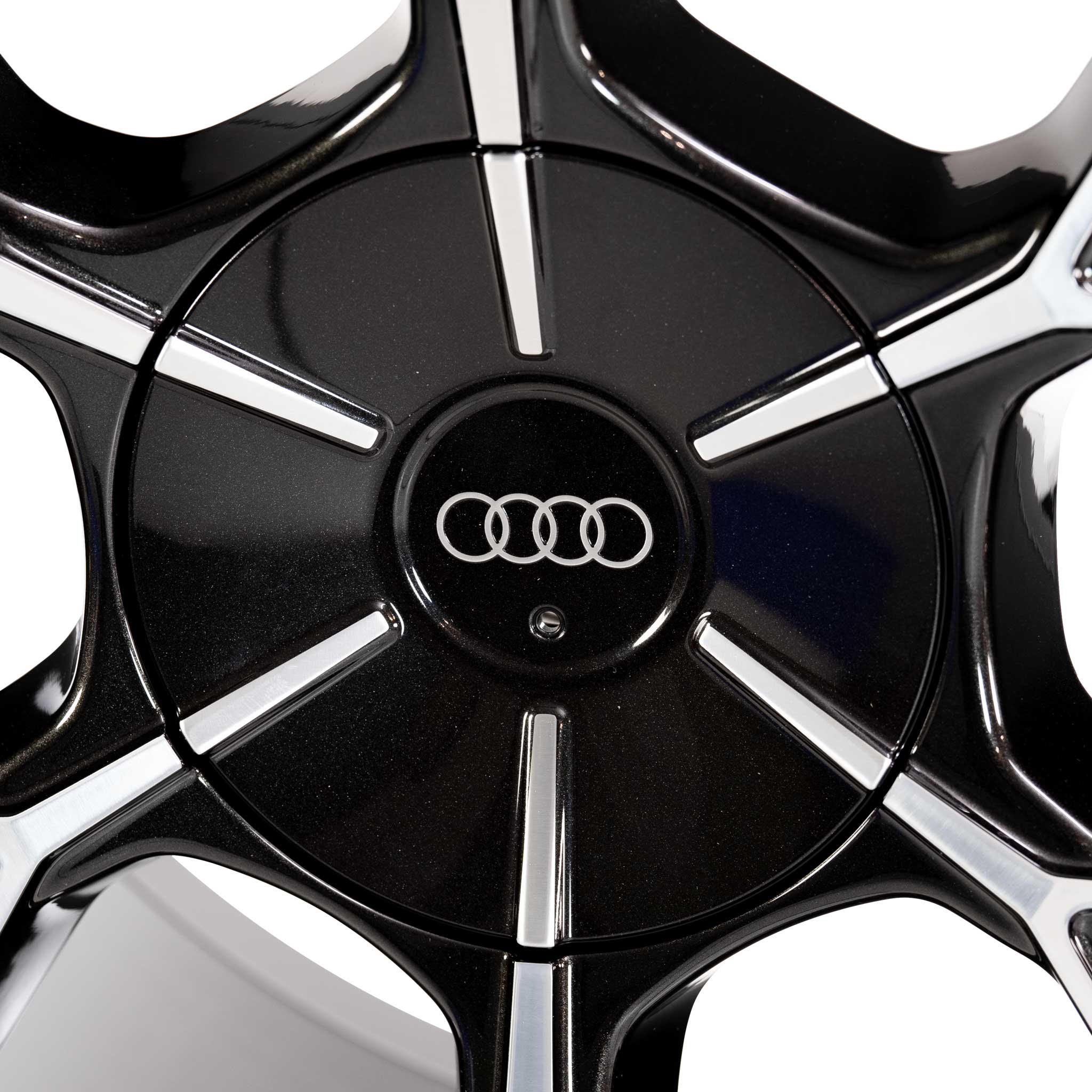 Audi RS 6 Double Spoke [e-tron 4J] Phantom Black with Diamond Cut Alloy Wheel Product Image #4