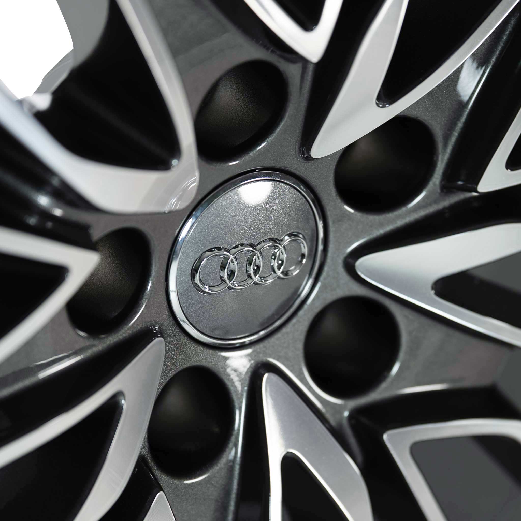Audi Multi Spoke [A6 4K] Graphite Grey with Diamond Cut Alloy Wheel Product Image #4