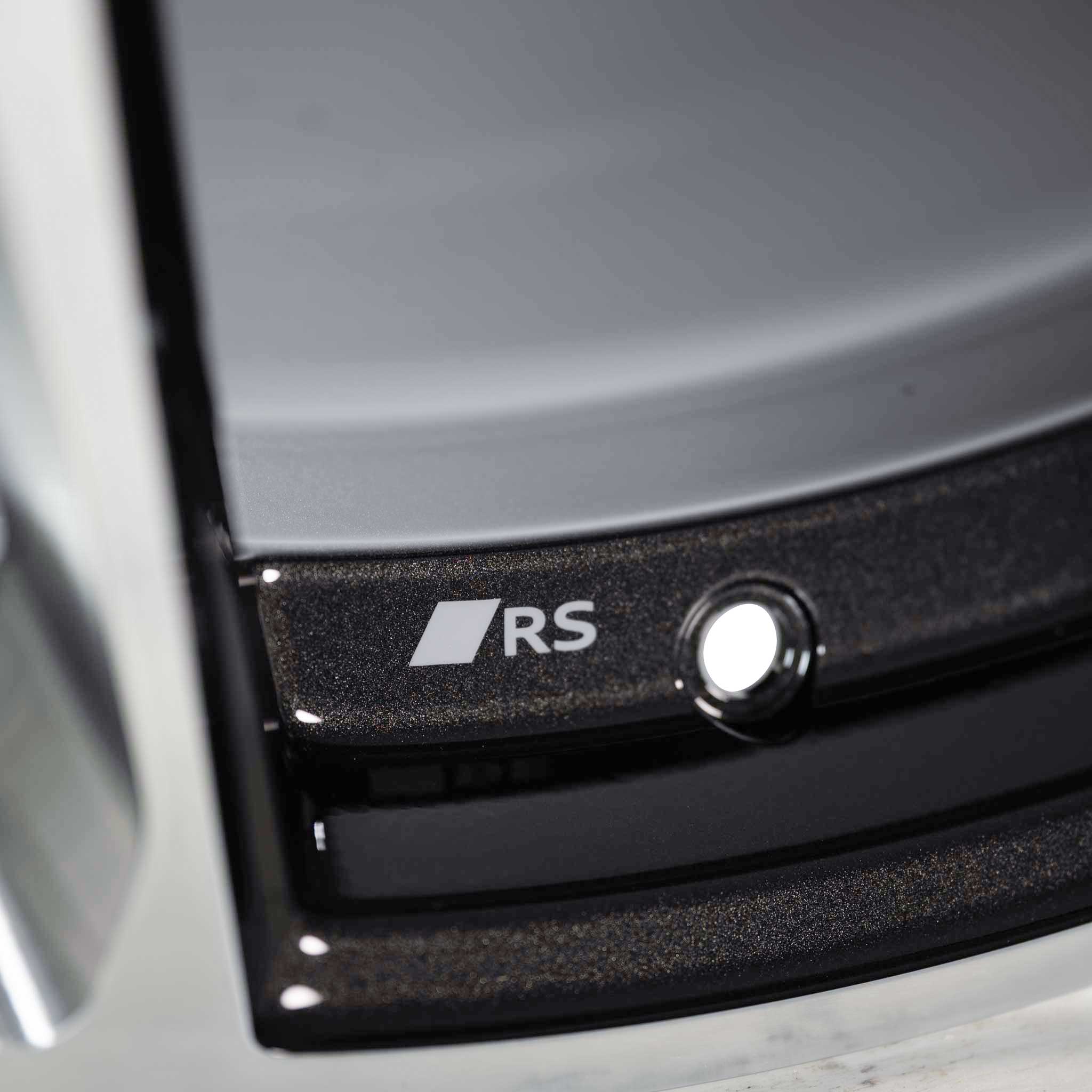 Audi 5 Y Spoke [A6 4K] Phantom Black with Diamond Cut Alloy Wheel Product Image #5