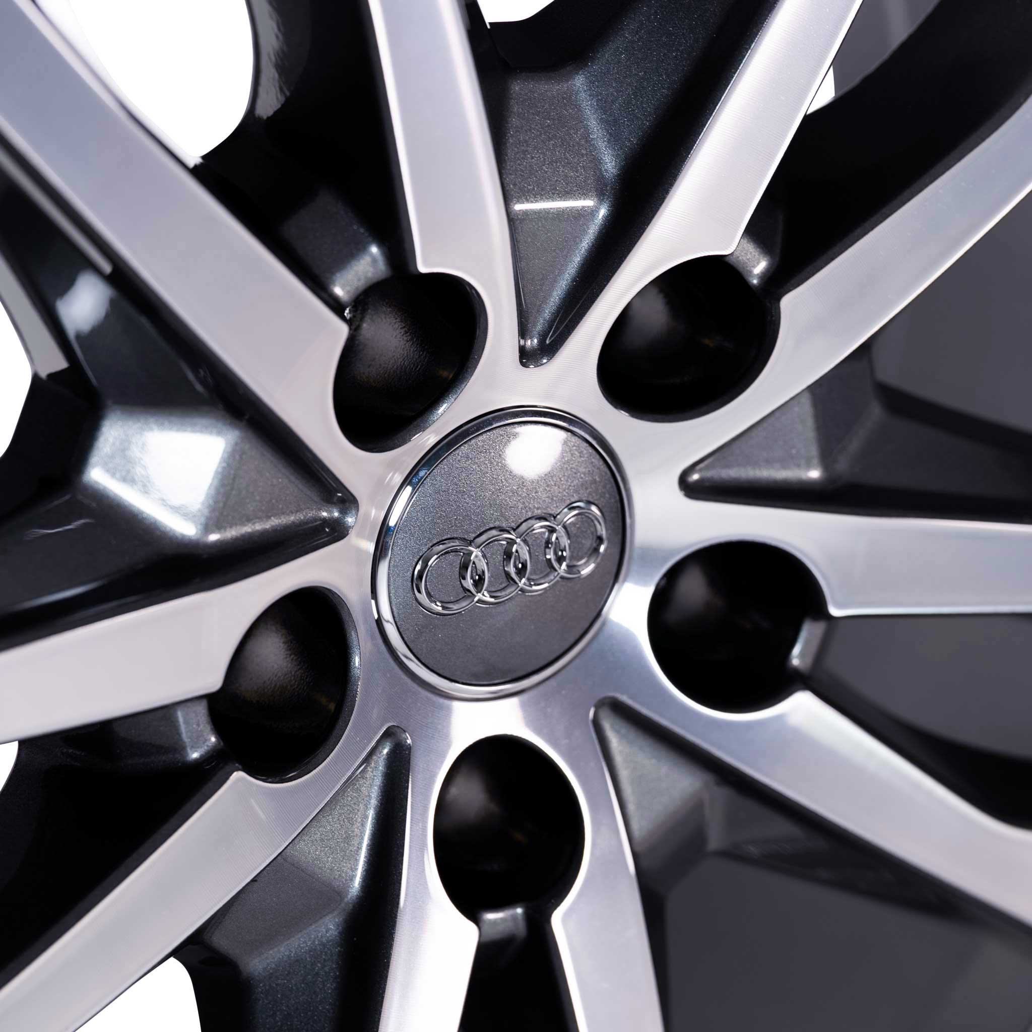 Audi 5 Double Spoke [A6 4K] Graphite Grey with Diamond Cut Alloy Wheel Product Image #4