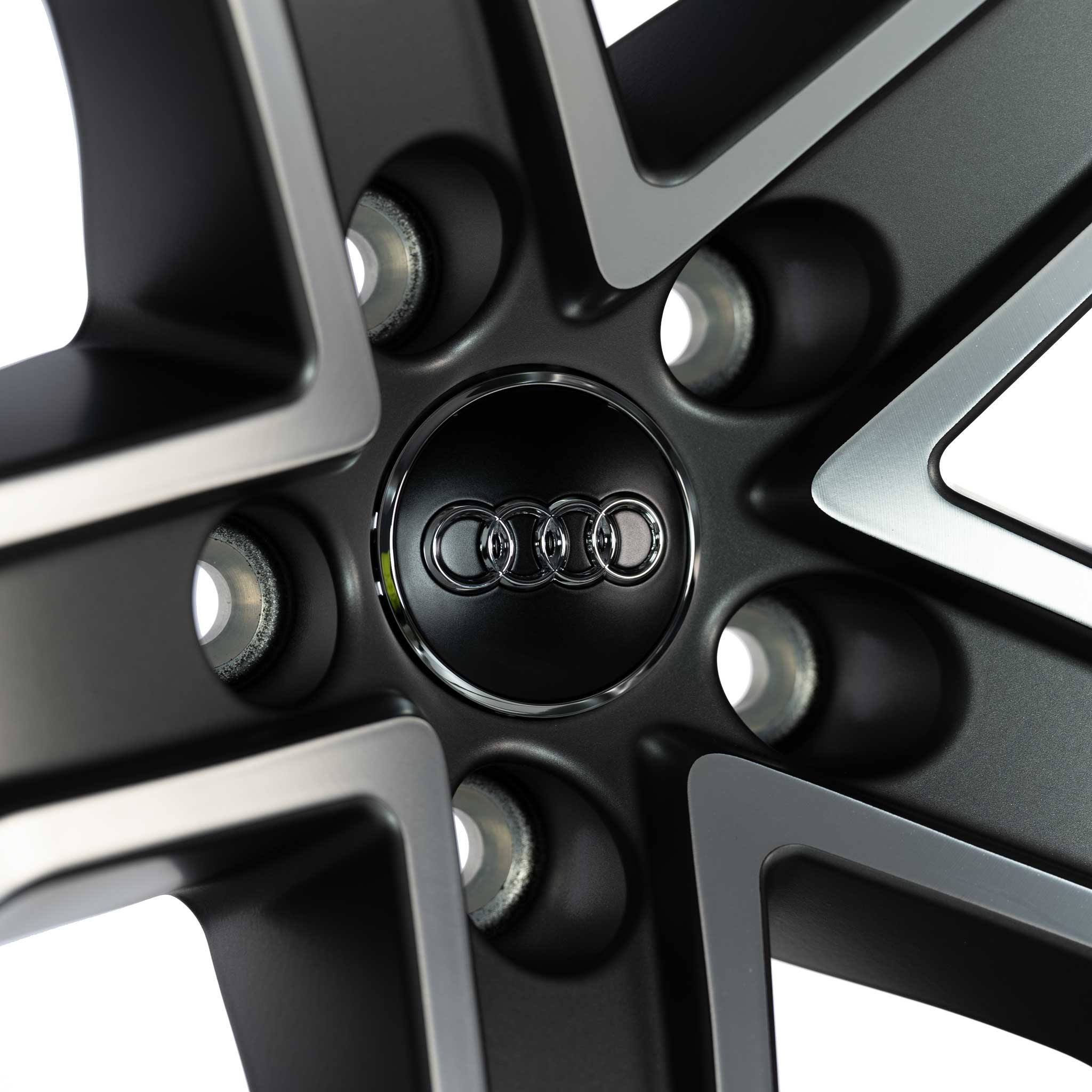 Audi 5 V Spoke Star [A6 4G] Titanium Grey with Diamond Cut Alloy Wheel Product Image #4