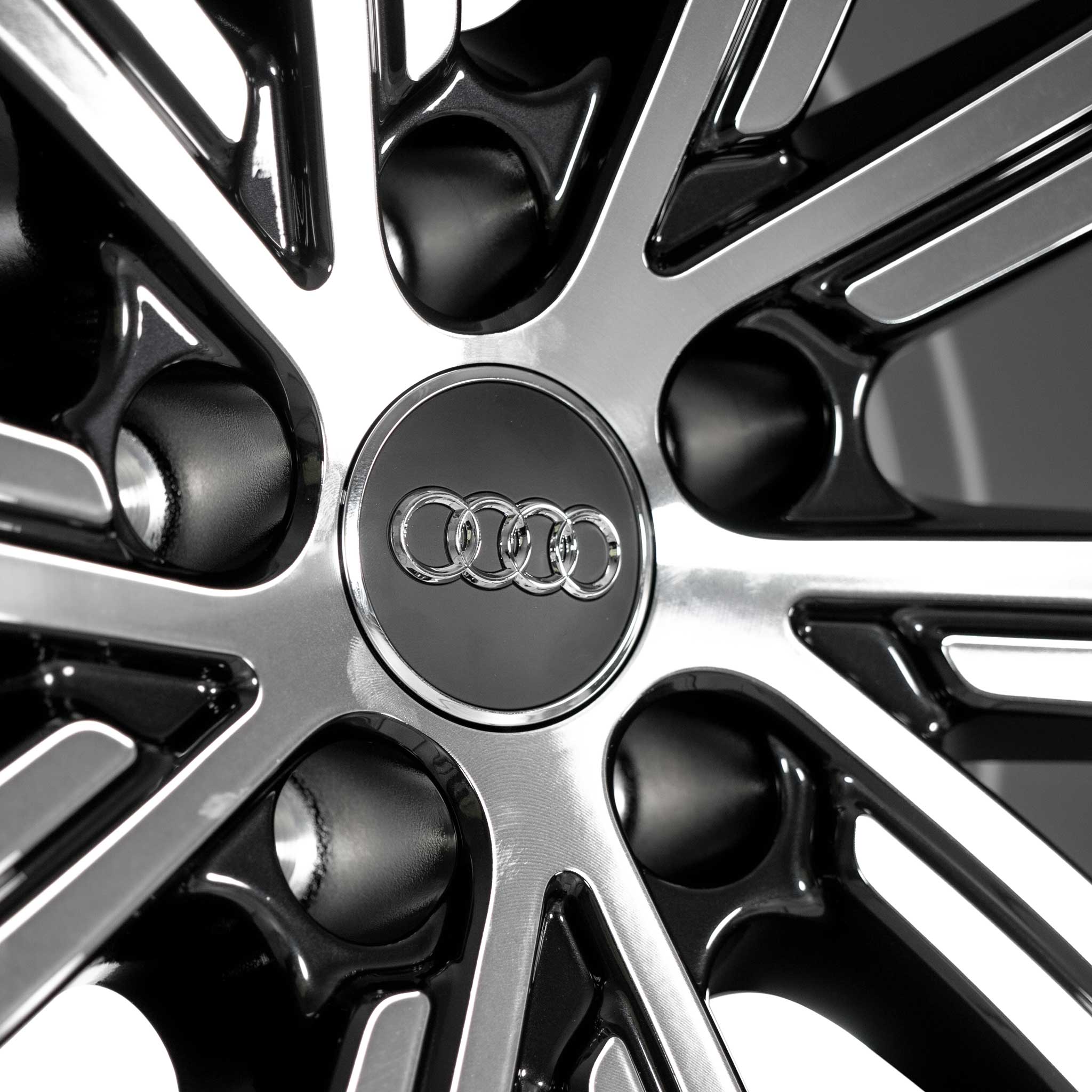 Audi Sport 10 Y Spoke Evo [TT 4N] Anthracite Black with Diamond Cut Alloy Wheel Product Image #4