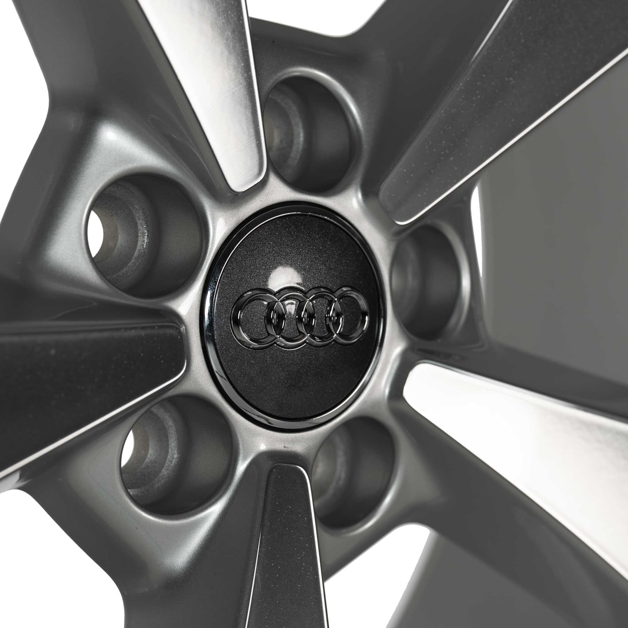 Audi 5 Y Spoke [A1 82A] Diamond Silver with Diamond Cut Alloy Wheel Product Image #4