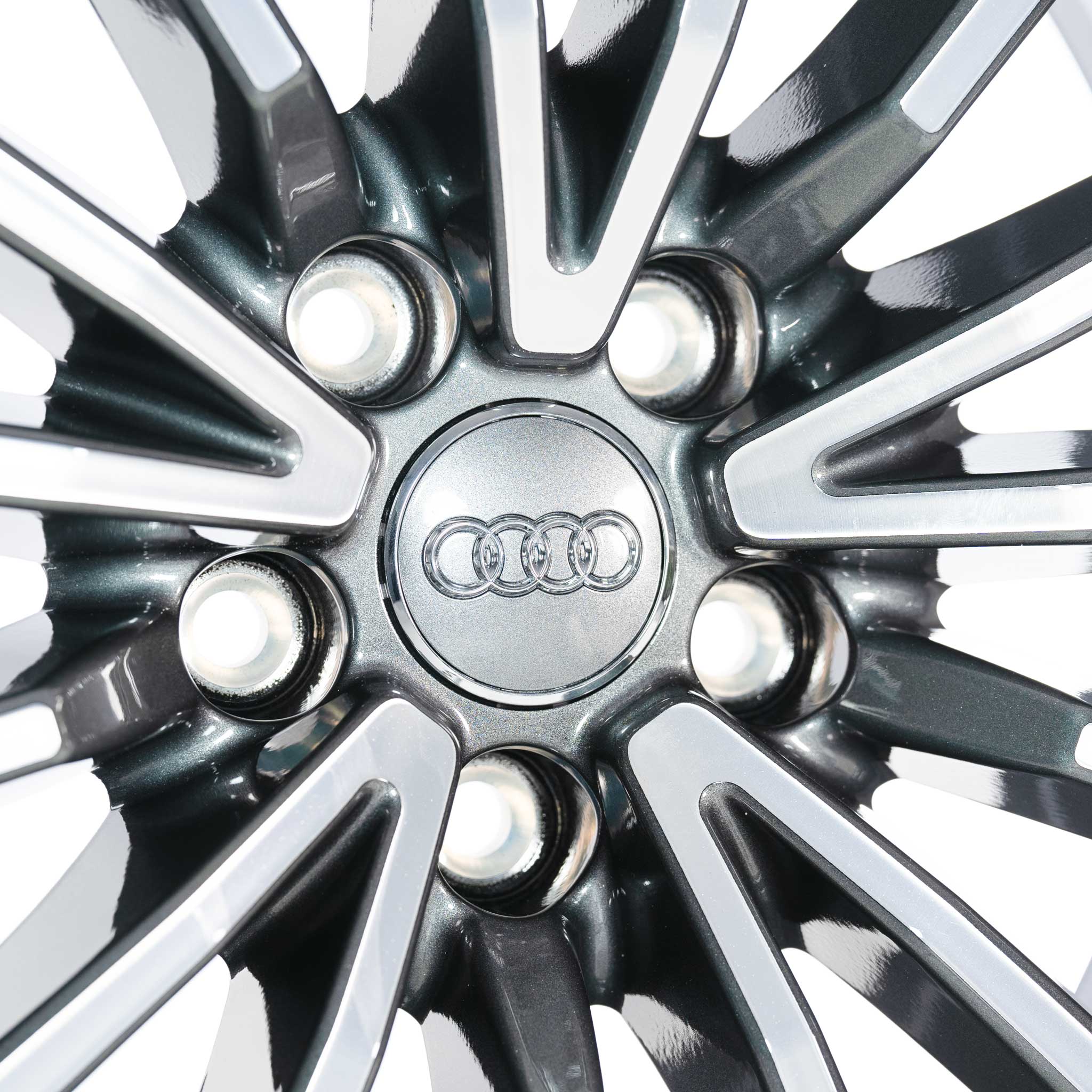 Audi Multi Spoke [A4 8W] Graphite Grey with Diamond Cut Alloy Wheel Product Image #4