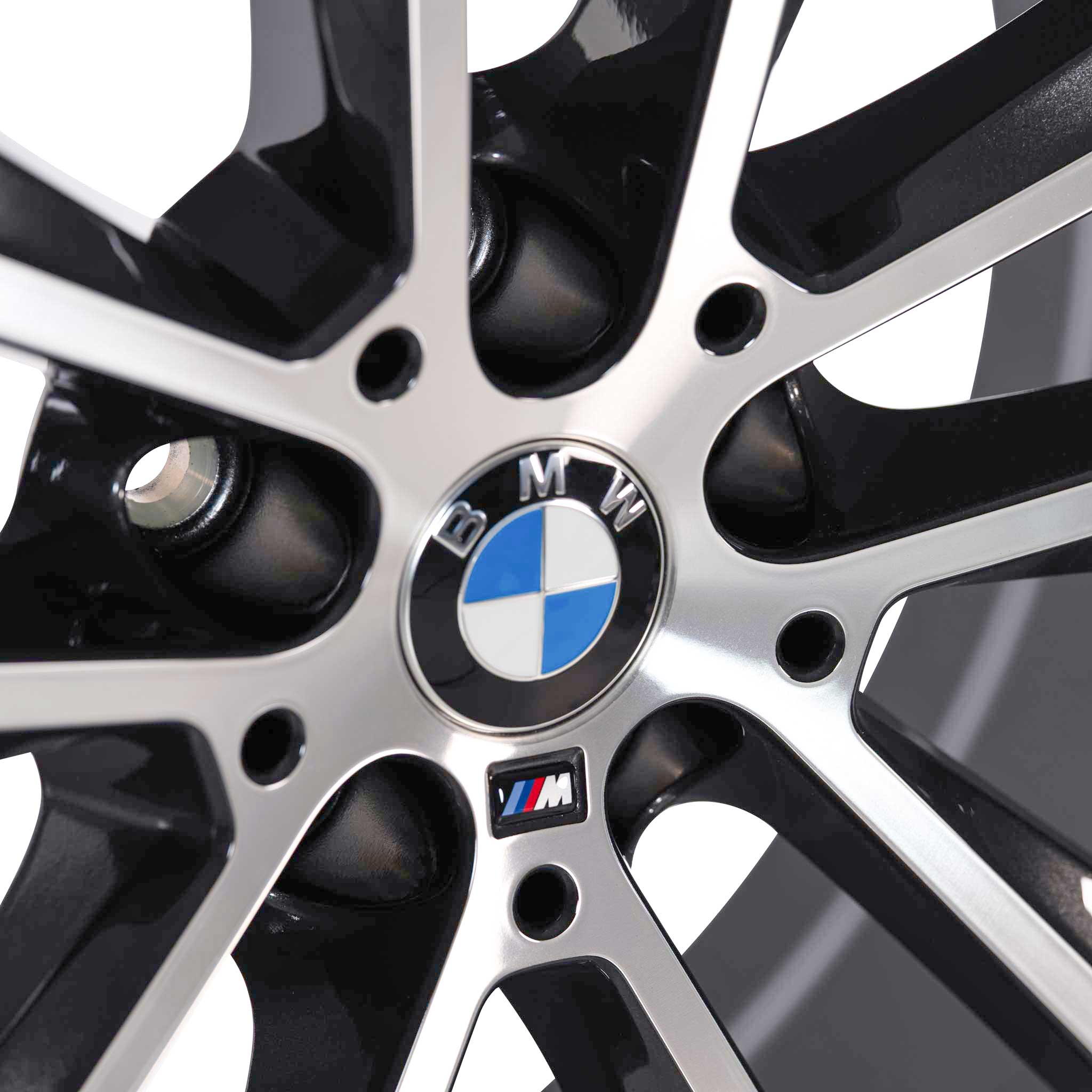 BMW 699M Orbit Grey with Bright Turned Alloy Wheel Product Image #4