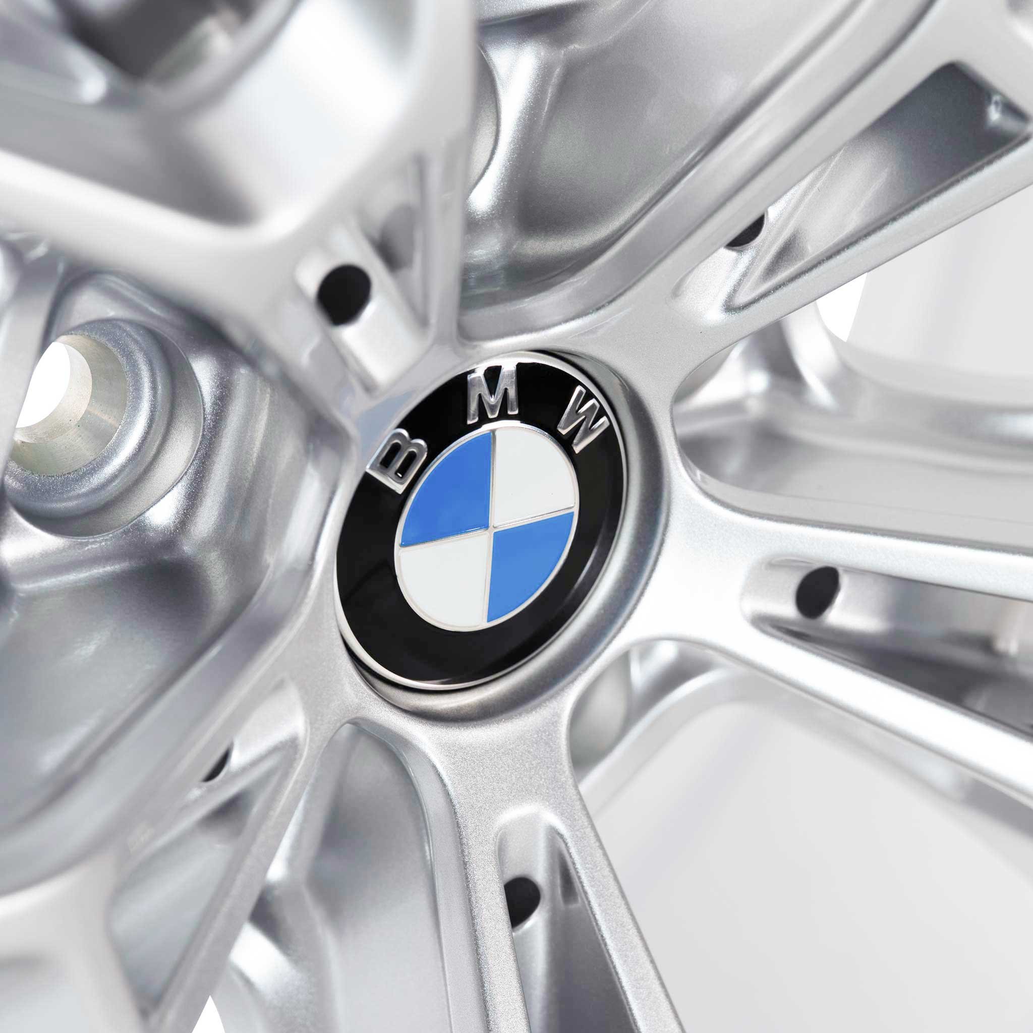 BMW 1063M Refined Silver Alloy Wheel Product Image #4