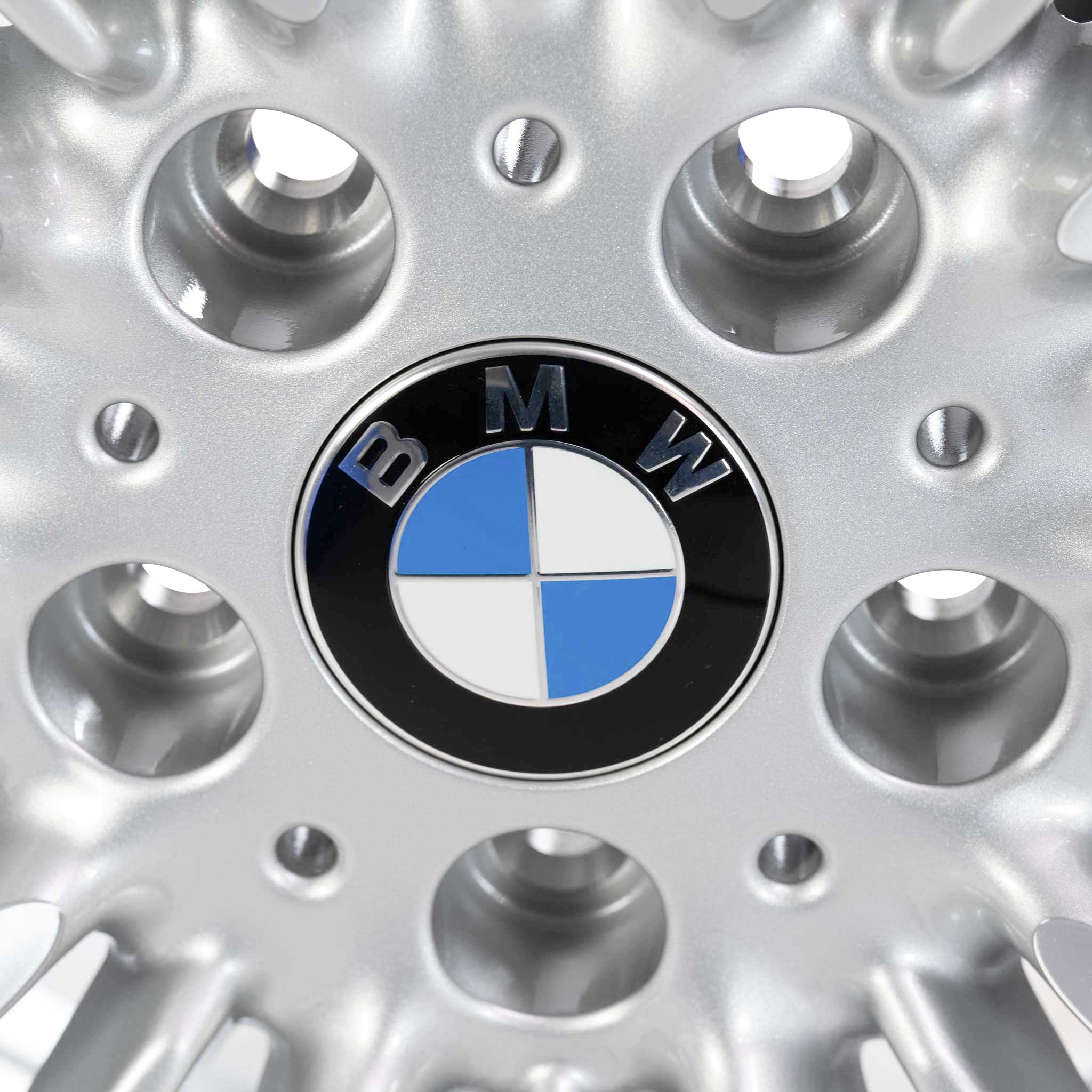 BMW 416 Reflex Silver Alloy Wheel Product Image #4