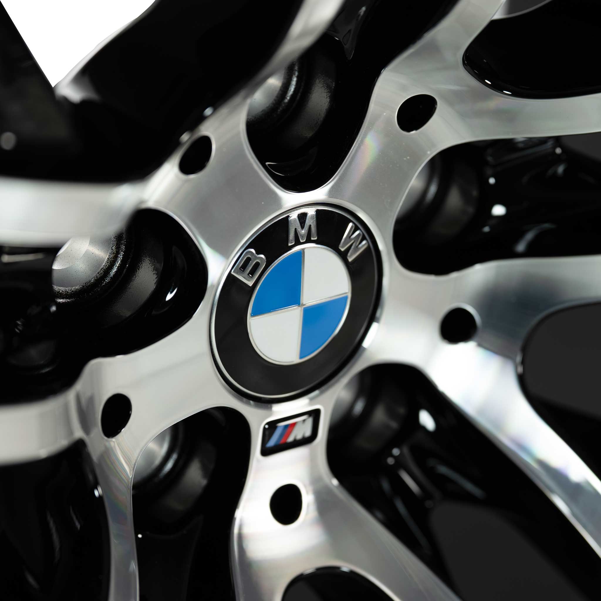 BMW 650M Forged Black with Bright Turned Alloy Wheel Product Image #4