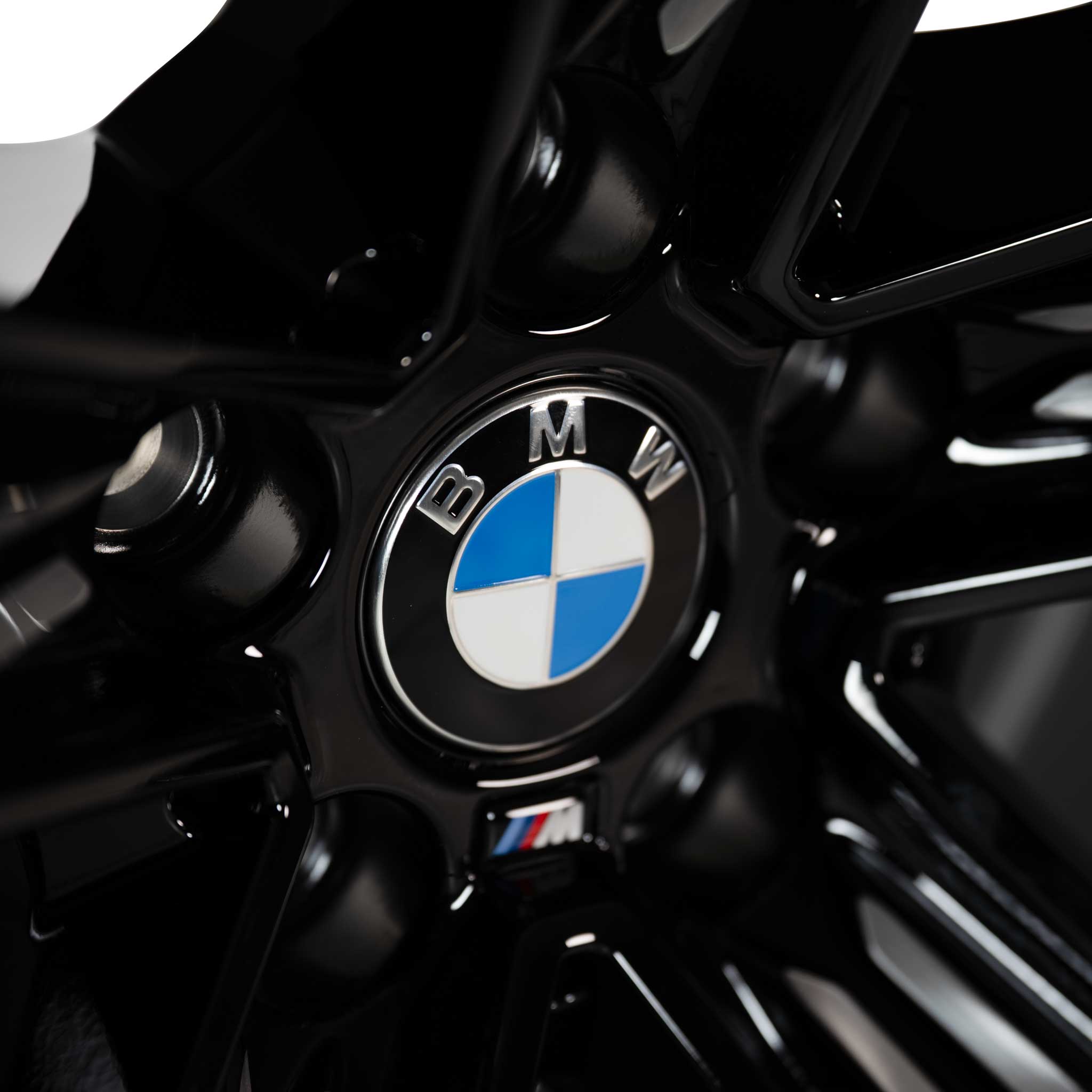 BMW 811M Jet Black with Bright Turned Alloy Wheel Product Image #4