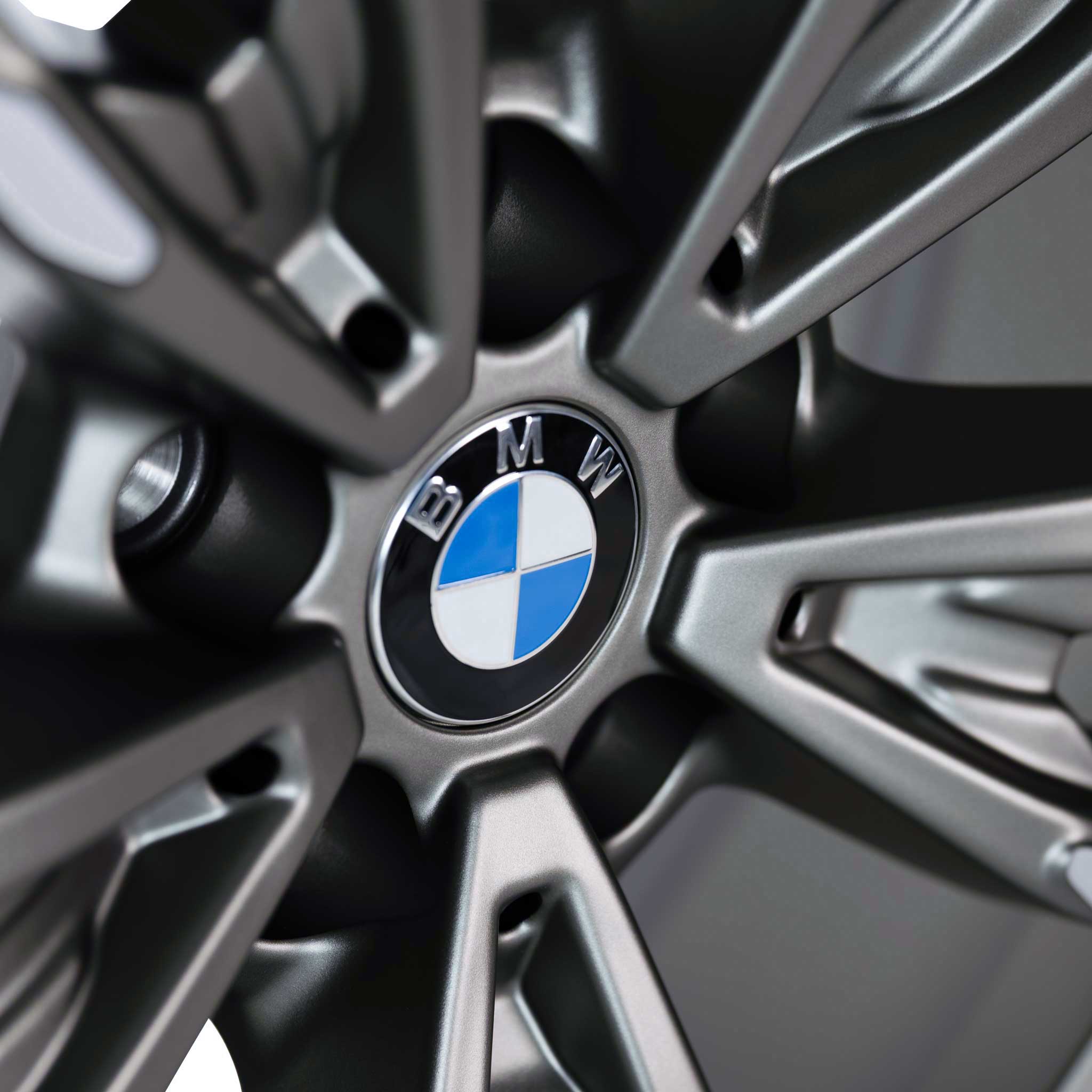 BMW 792M Cerium Grey with Bright Turned Alloy Wheel Product Image #4