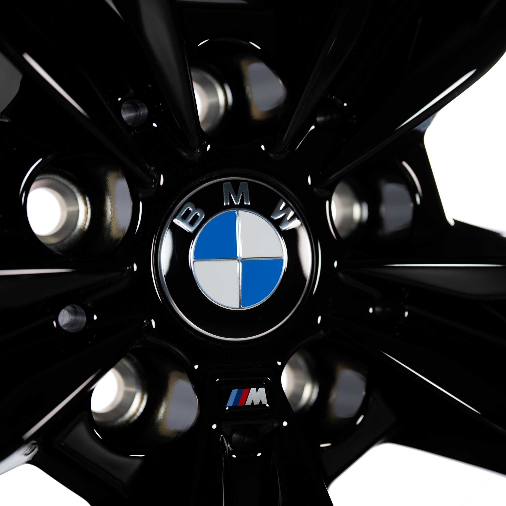 BMW 718M Jet Black with Bright Turned Alloy Wheel Product Image #4