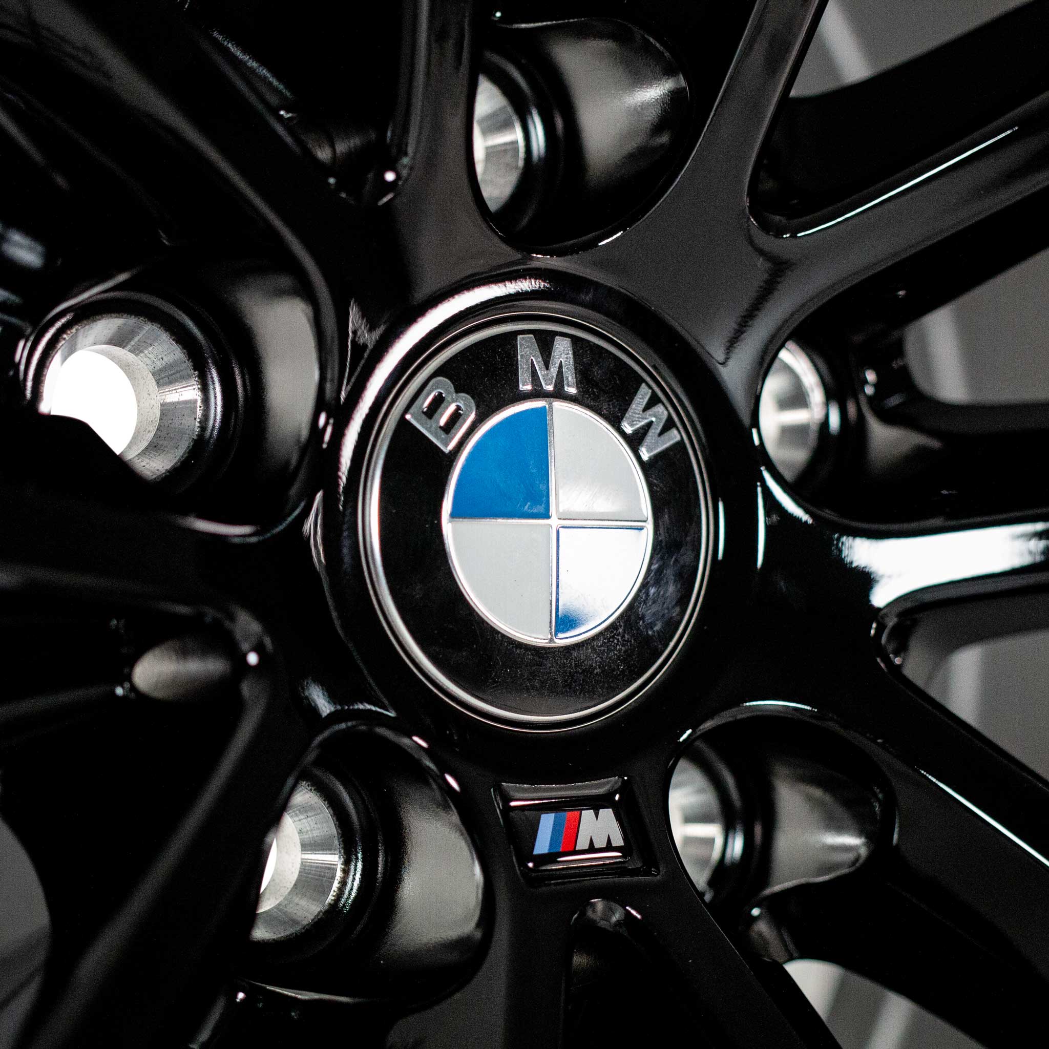 BMW 662M Jet Black Alloy Wheel Product Image #4