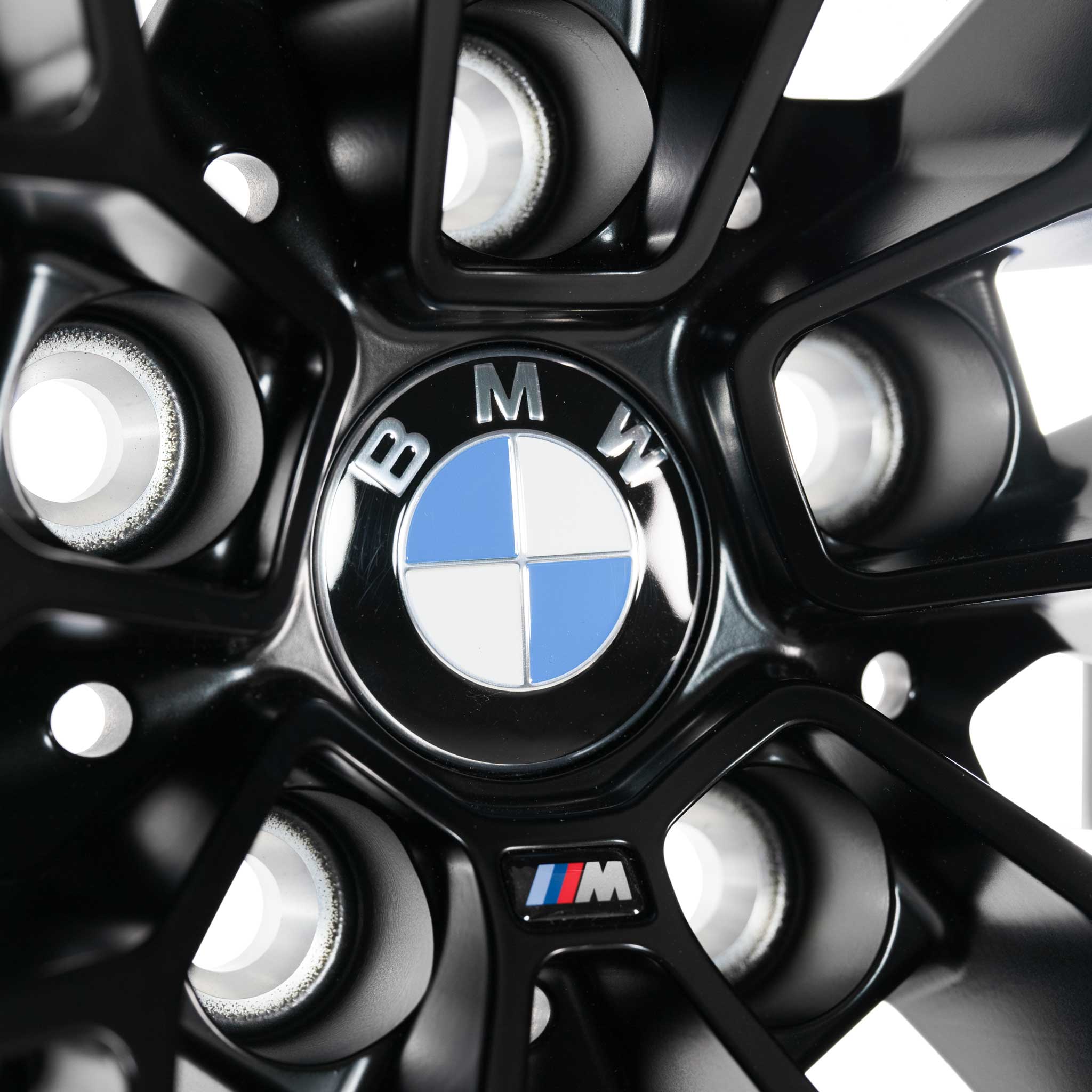 BMW 1000M Matt Black Alloy Wheel Product Image #4